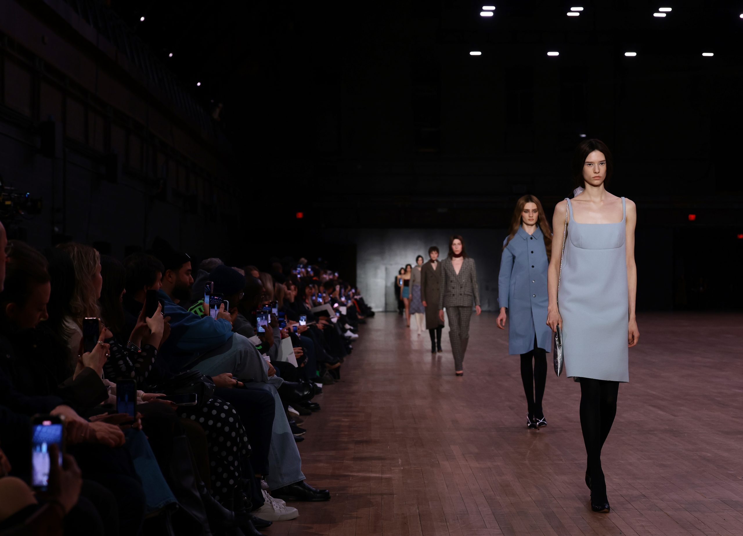 Marc Jacobs: H συλλογή του για την άνοιξη του 2026 ρίχνει τους τόνους 1