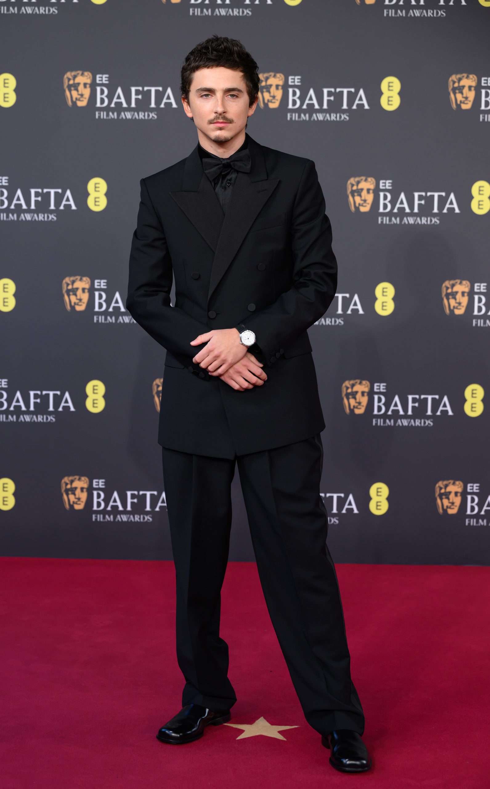 BAFTA Awards 2026: Οι εμφανίσεις στο κόκκινο χαλί που ξεχώρισαν 9