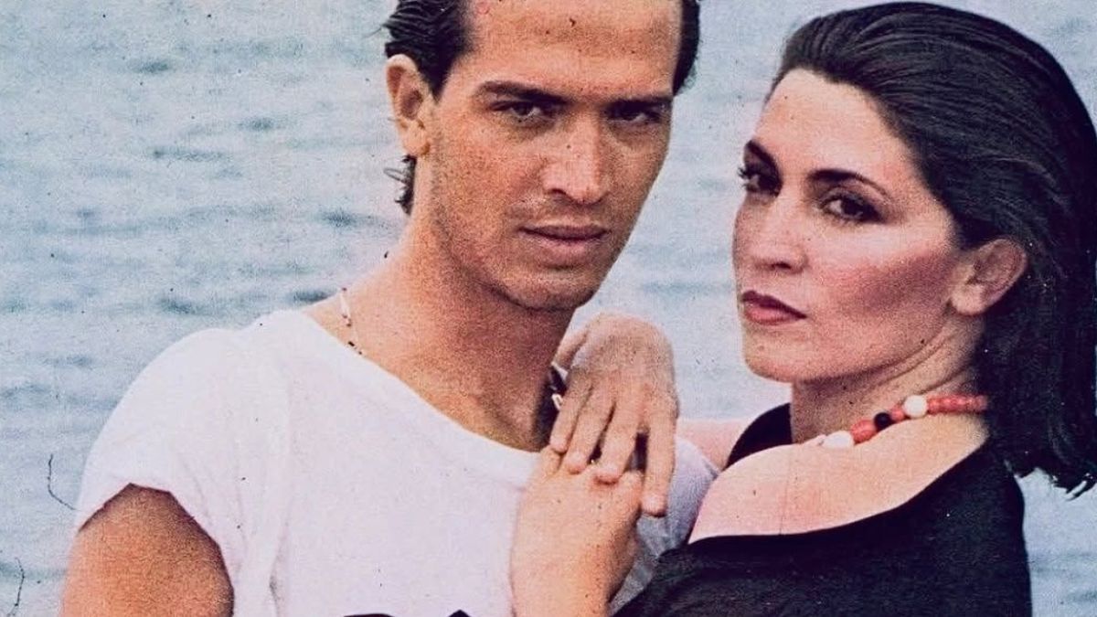 Η Μιμή Ντενίση και ο Μπίλι Μπο σε μια σπάνια φωτογράφιση στο άνθος της νεότητάς τους 1