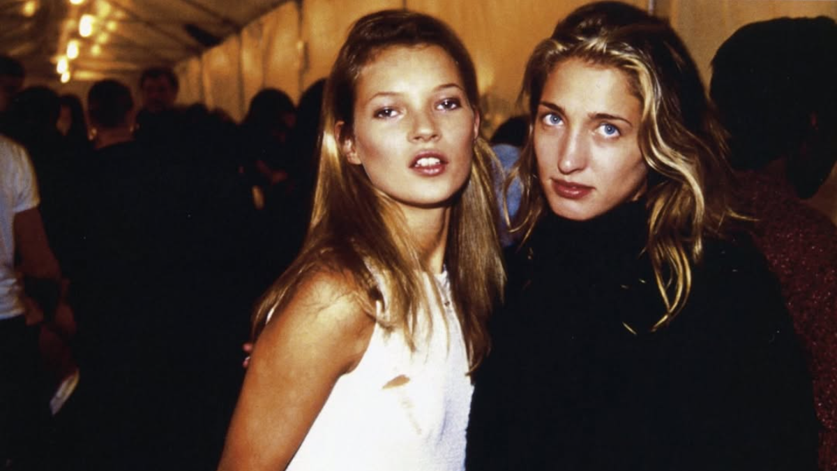 Είναι αλήθεια ότι η Carolyn Bessette «ανακάλυψε» την Kate Moss;