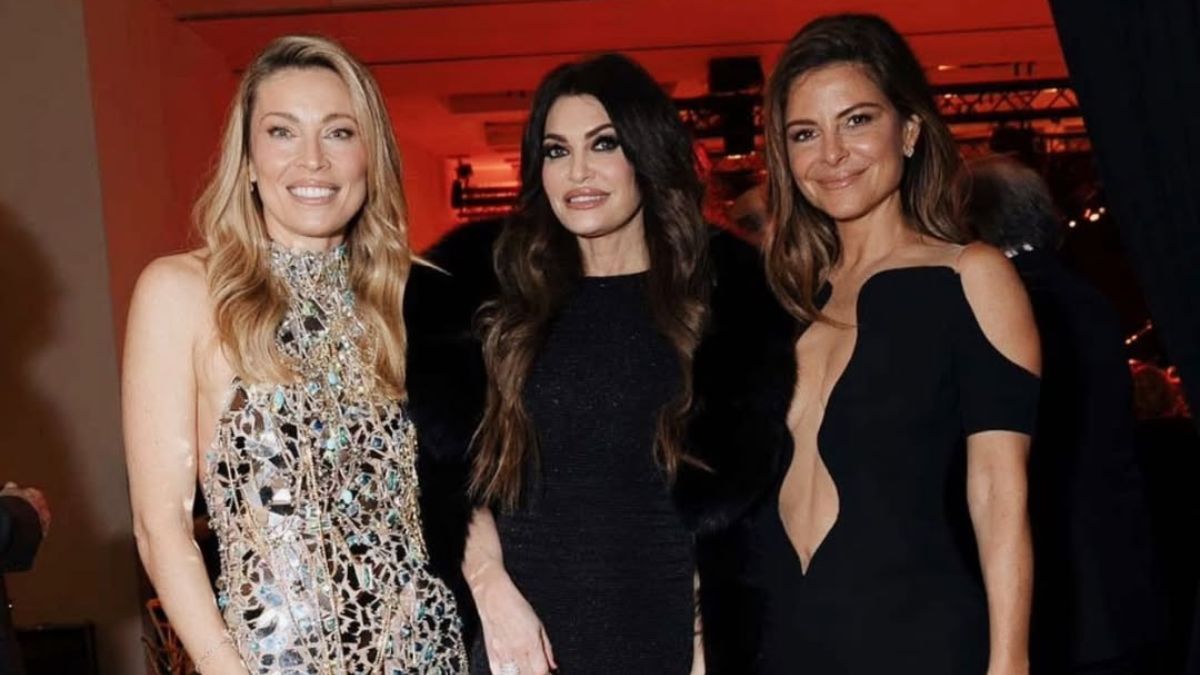 Μαρία Μενούνος: Το γρήγορo ταξίδι στην Ελλάδα για να βρίσκεται κοντά στους ανθρώπους της και το μήνυμα που αφήνει