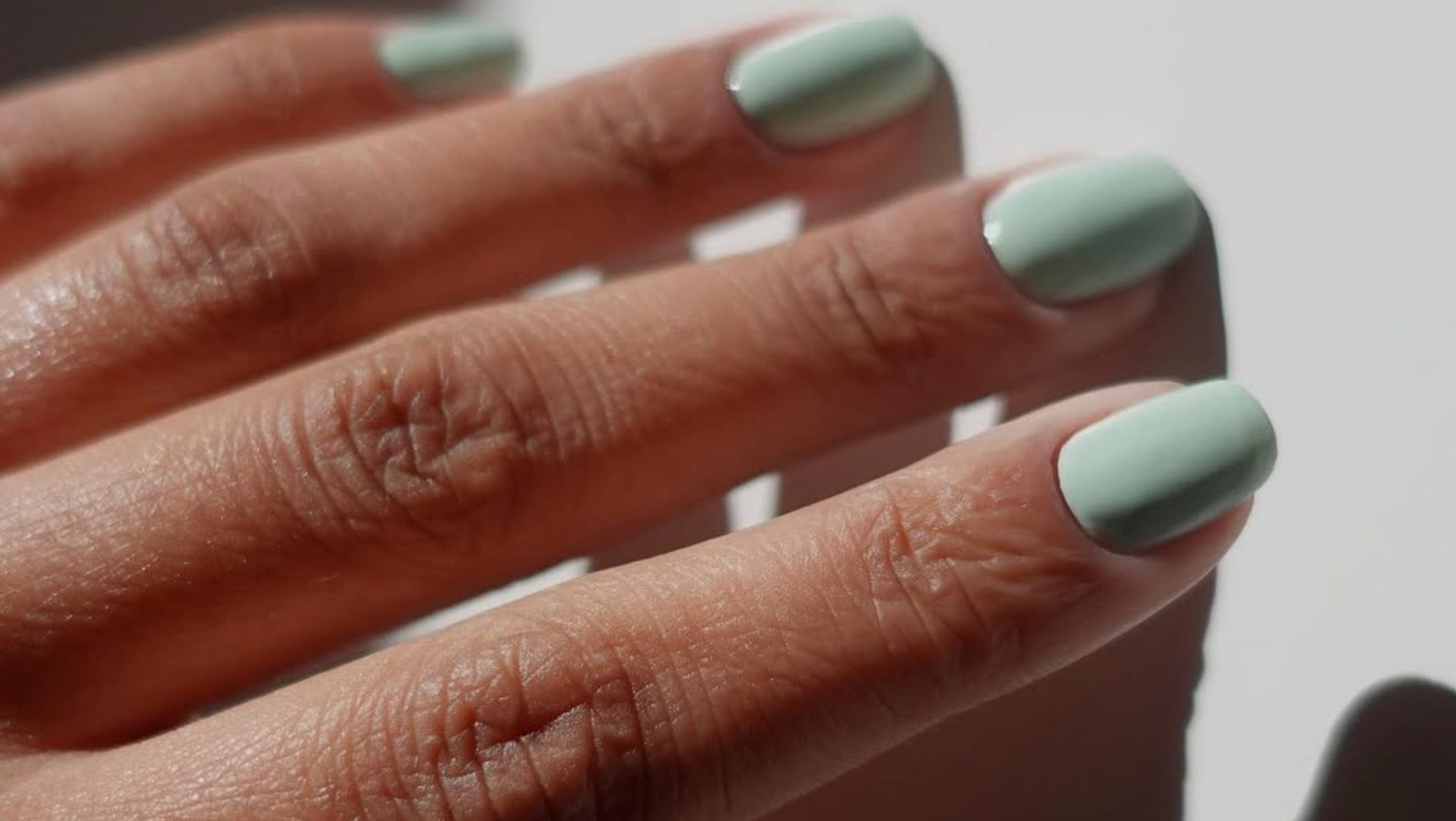 5 υπέροχα nail colors για να υποδεχτούμε την άνοιξη 1