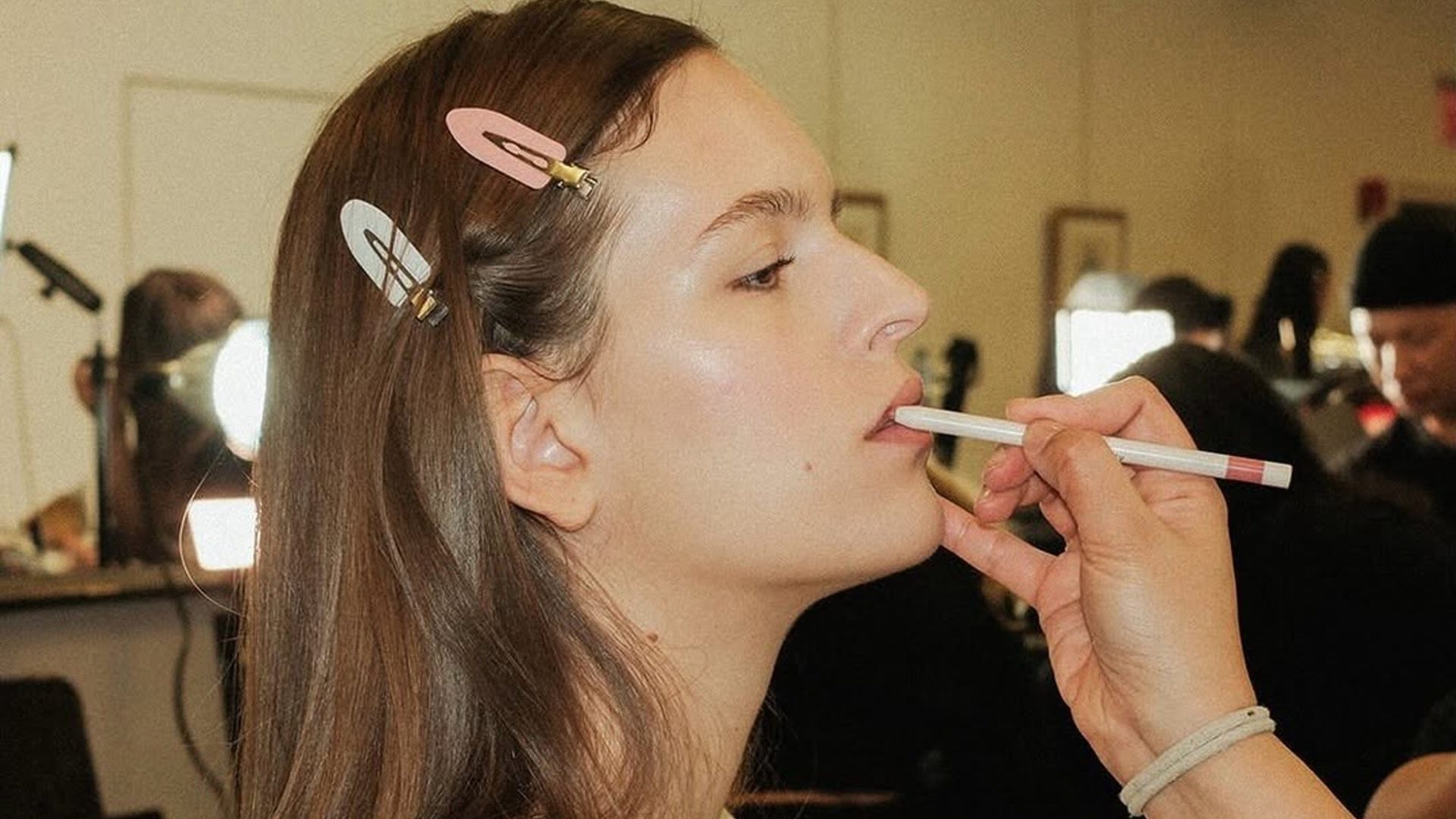 Η τάση στο μακιγιάζ που είδαμε στο Fall/Winter 2026 fashion show του οίκου Sandy Liang 1