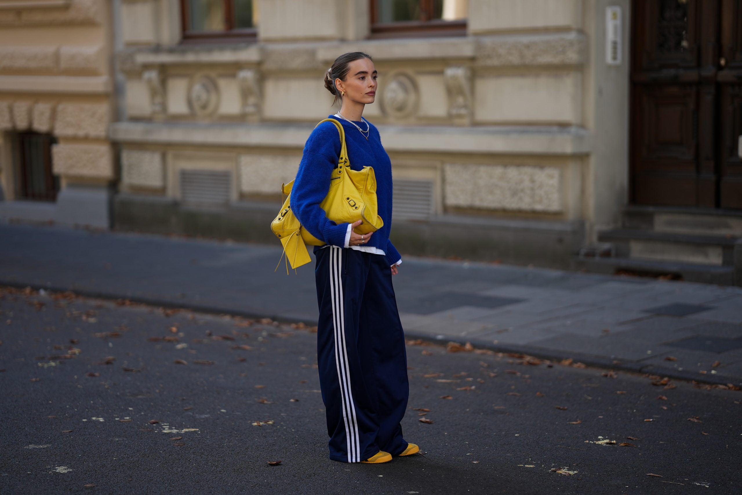 Track pants: Πώς θα τα φορέσουμε την φετινή άνοιξη 1