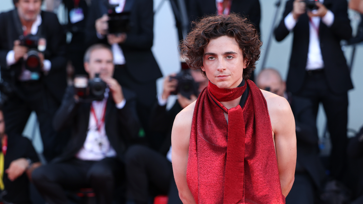 Ο μόνος τρόπος να σωθεί ο Timothée Chalamet είναι να ξαναγίνει Γάλλος φασαίος
