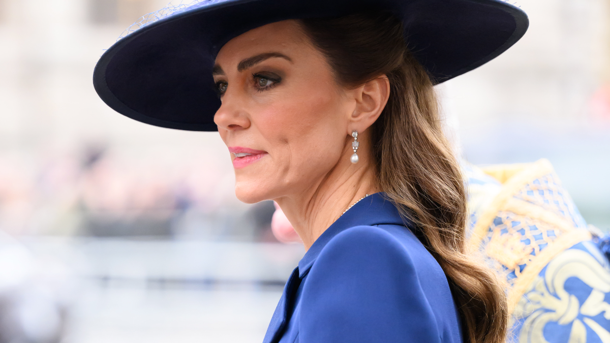 Ο λόγος που η Kate Middleton απέφυγε να φιλήσει την πριγκίπισσα Άννα 1