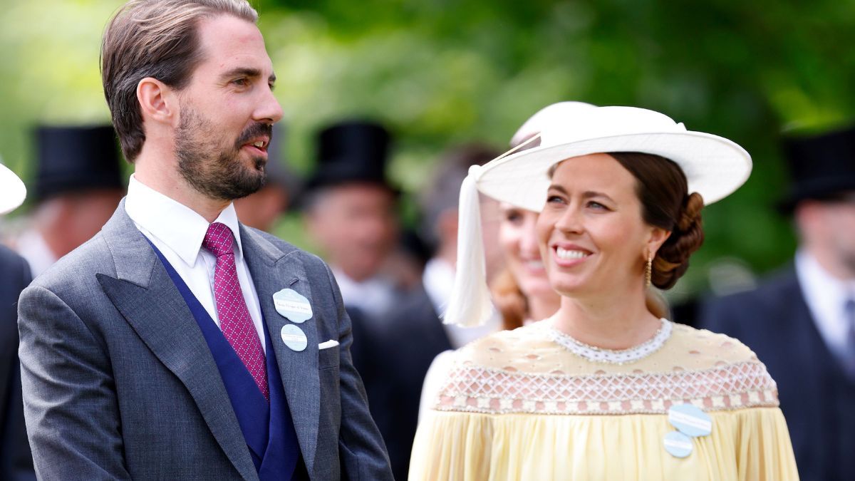 Nina Flohr: Το αρχαιοελληνικό κόσμημα με τη θεά Ήρα που φόρεσε πριν τον γάμο με τον Φίλιππο Ντε Γκρες 1