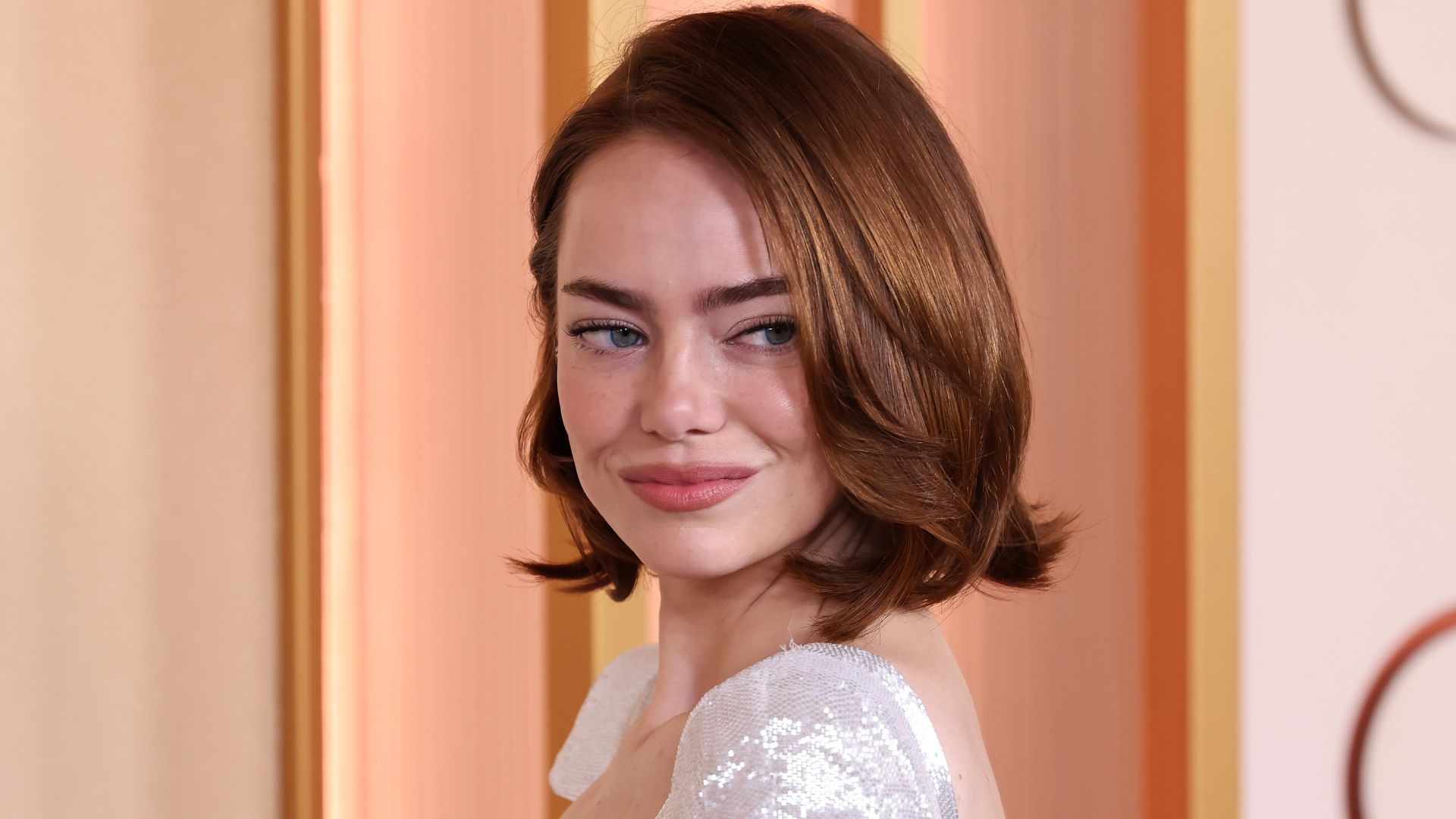 Oscars 2026: Τα beauty looks που “μαγνήτισαν” τα βλέμματα