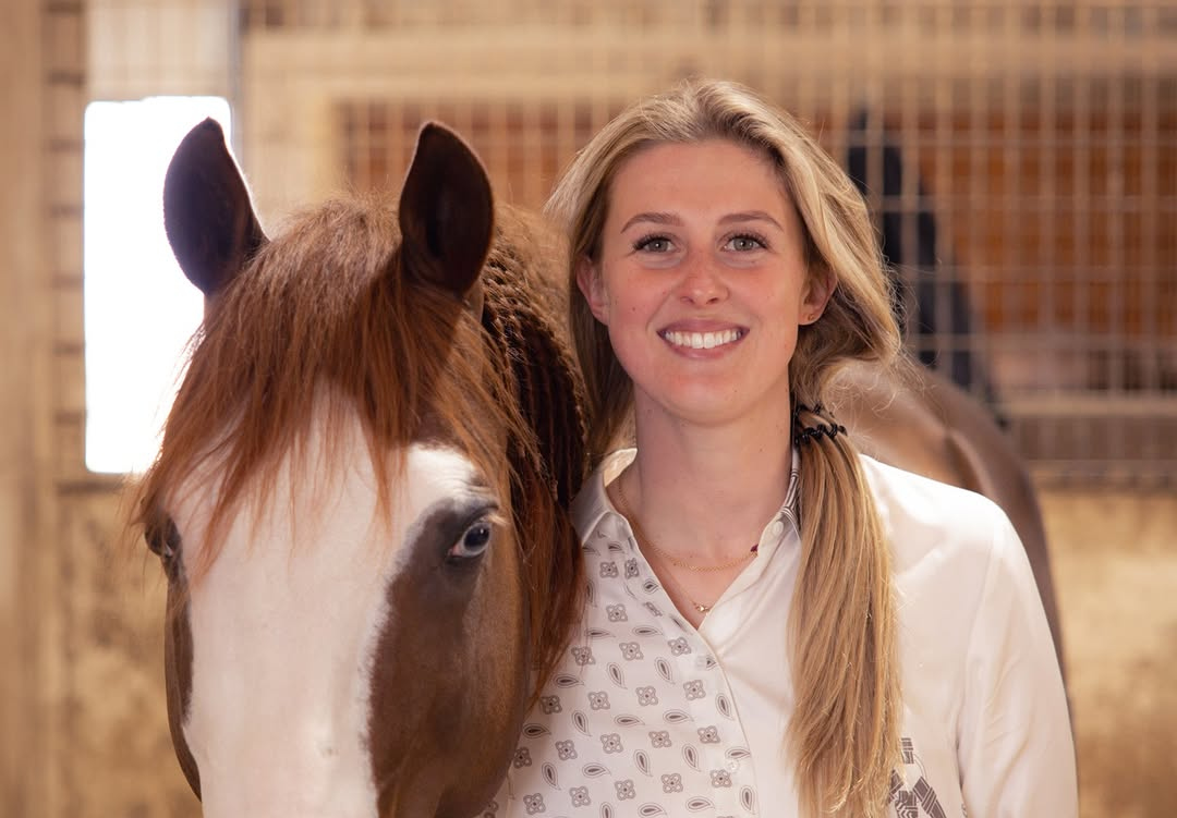 Η 29χρονη κόρη του Schumacher αποκαλύπτει για το ατύχημα του πατέρα της- «Η επαφή με τα άλογα με κράτησε όρθια»