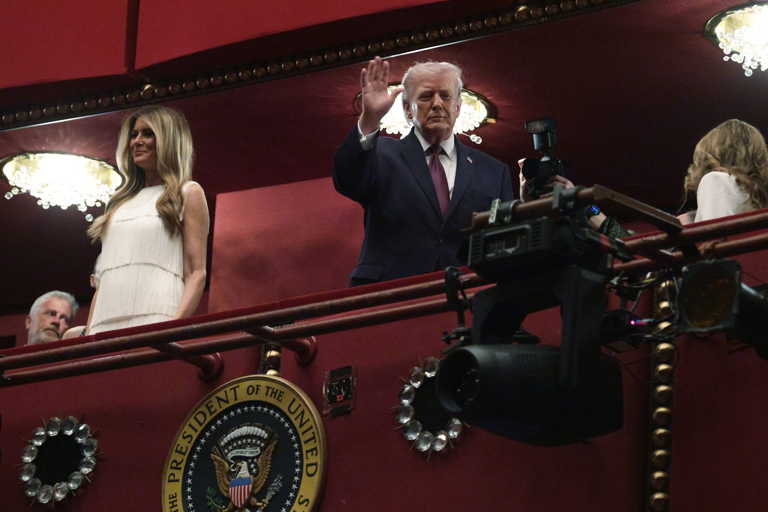 Melania Trump: Το εντυπωσιακό look με έμπνευση από τα Roaring 20s 1