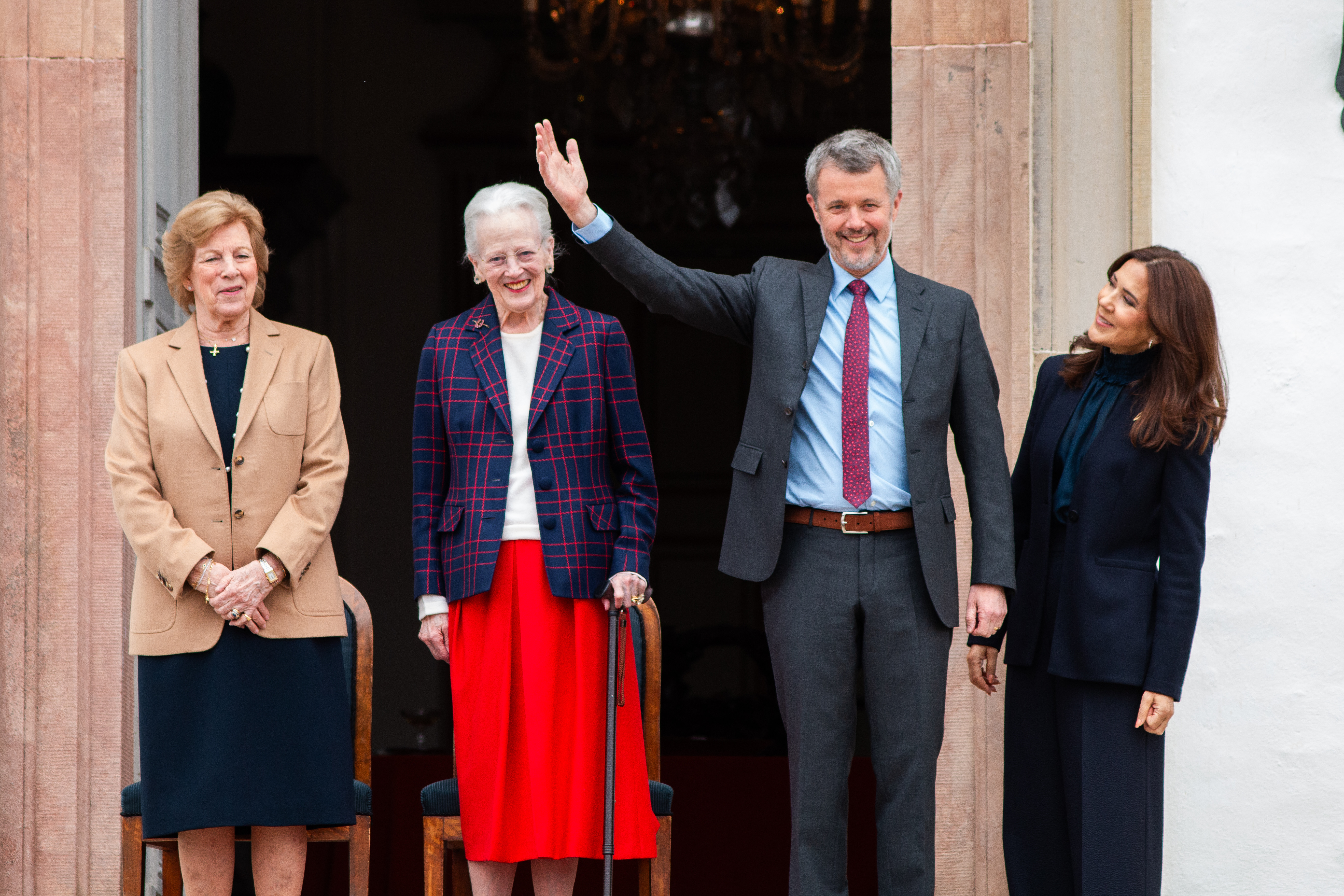Βασίλισσα Μαργκρέτε: Οικογενειακή λάμψη και συγκίνηση στα 86α γενέθλιά της – Στο πλευρό της η Άννα-Μαρία 1