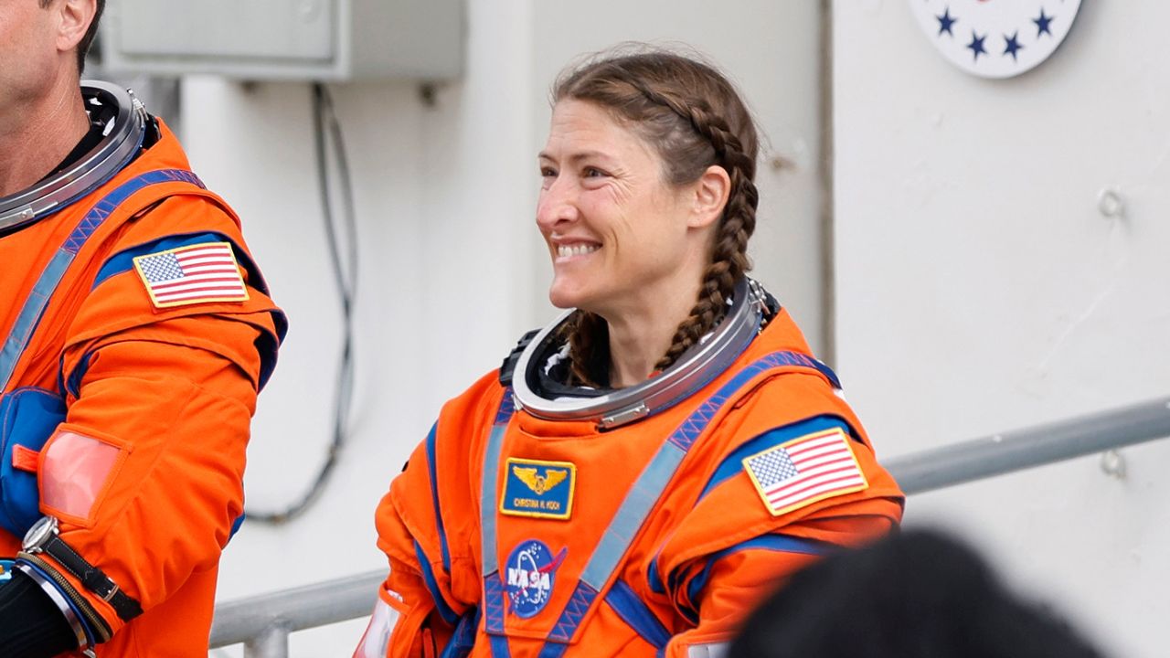 Artemis II: Οι συγκλονιστικές περιγραφές της πρώτης γυναίκας που έκανε τον γύρο της Σελήνης, Christina Koch 1