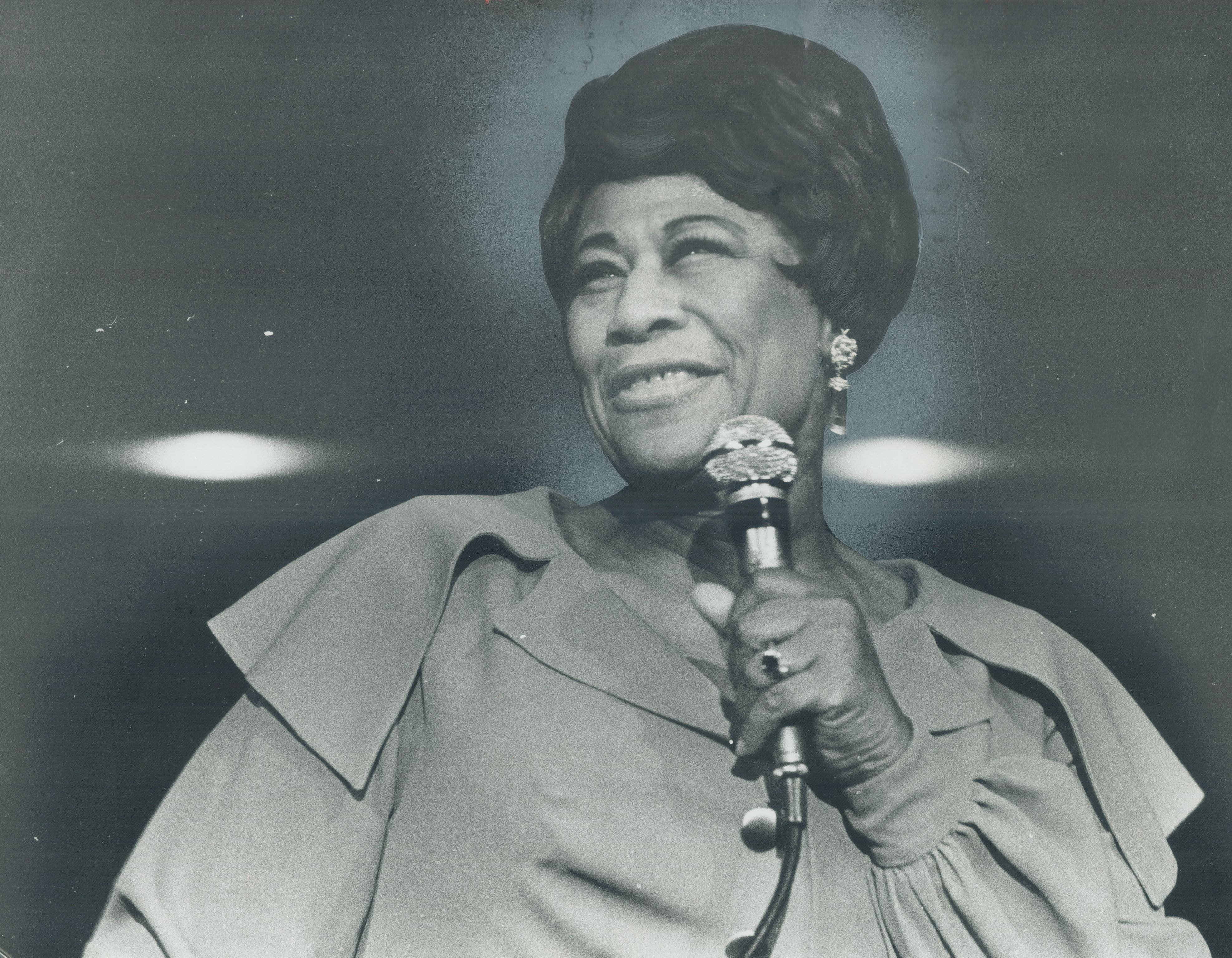 Ella Fitzgerald: Η γλυκόπικρη ιστορία της αξεπέραστης «βασίλισσας της Jazz» 1