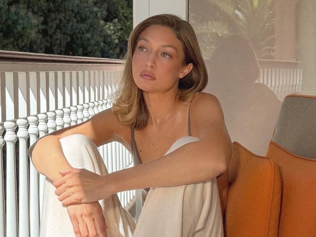 Η Gigi Hadid ξεκαθαρίζει την θέση της σε σχέση με τα αρχεία Epstein