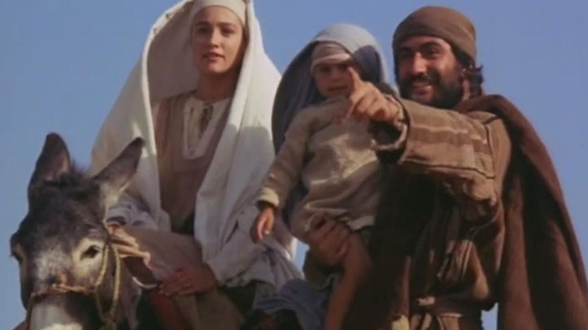 Ο Γιώργος Βογιατζής -Ιωσήφ στον εμβληματικό «Ιησού από την Ναζαρέτ» του Φράνκο Τζεφιρέλι