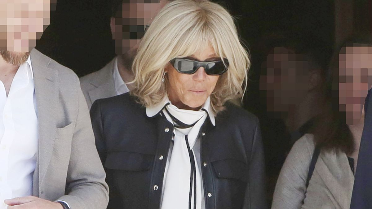 Brigitte Macron: Η κομψή εμφάνιση στο Μέγαρο Μαξίμου που έκλεψε τις εντυπώσεις 1