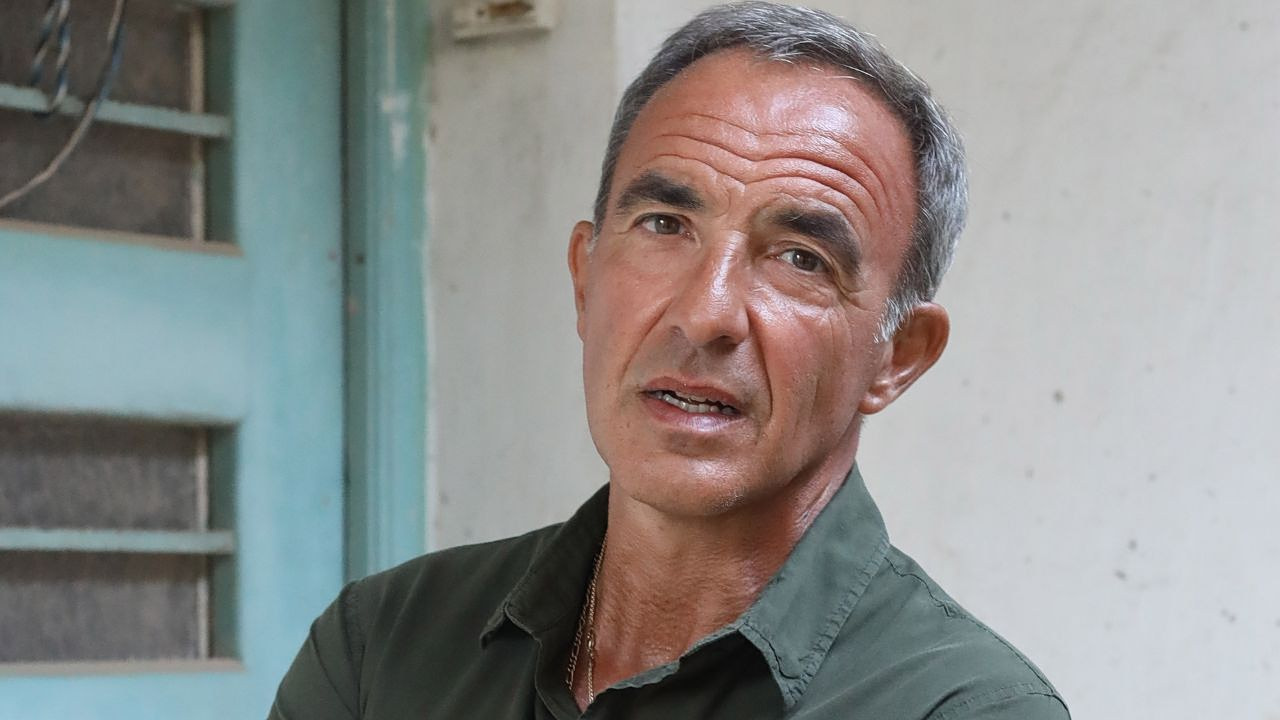 Νίκος Αλιάγας: Τραγούδησε τον «Μέτοικο» στο The Voice Γαλλίας και συγκίνησε τους πάντες 1