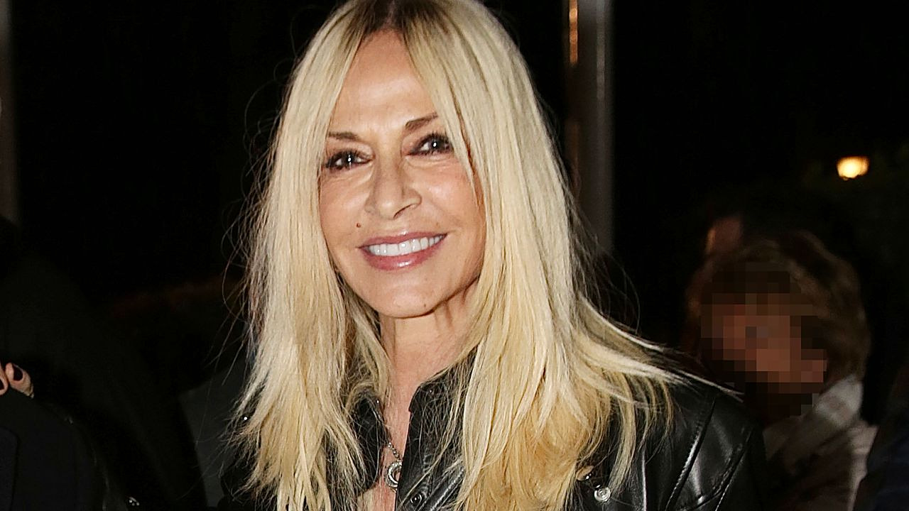 Πανικός για την Άννα Βίσση στο ΟΑΚΑ: 70.000 άτομα στην αναμονή – «εξαφανίστηκαν» τα εισιτήρια, αυτά έμειναν 1