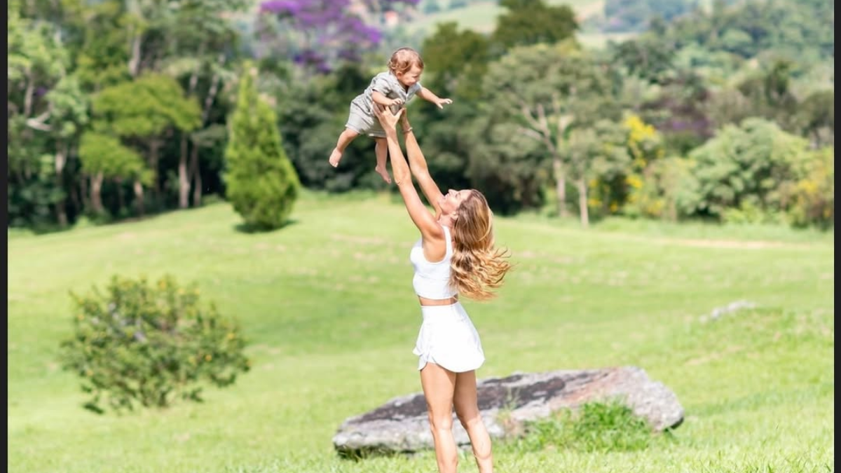 Gisele Bündchen: Μοιράστηκε για πρώτη φορά φωτογραφίες με το μικρότερο παιδί της για τη Γιορτή της Μητέρας 1
