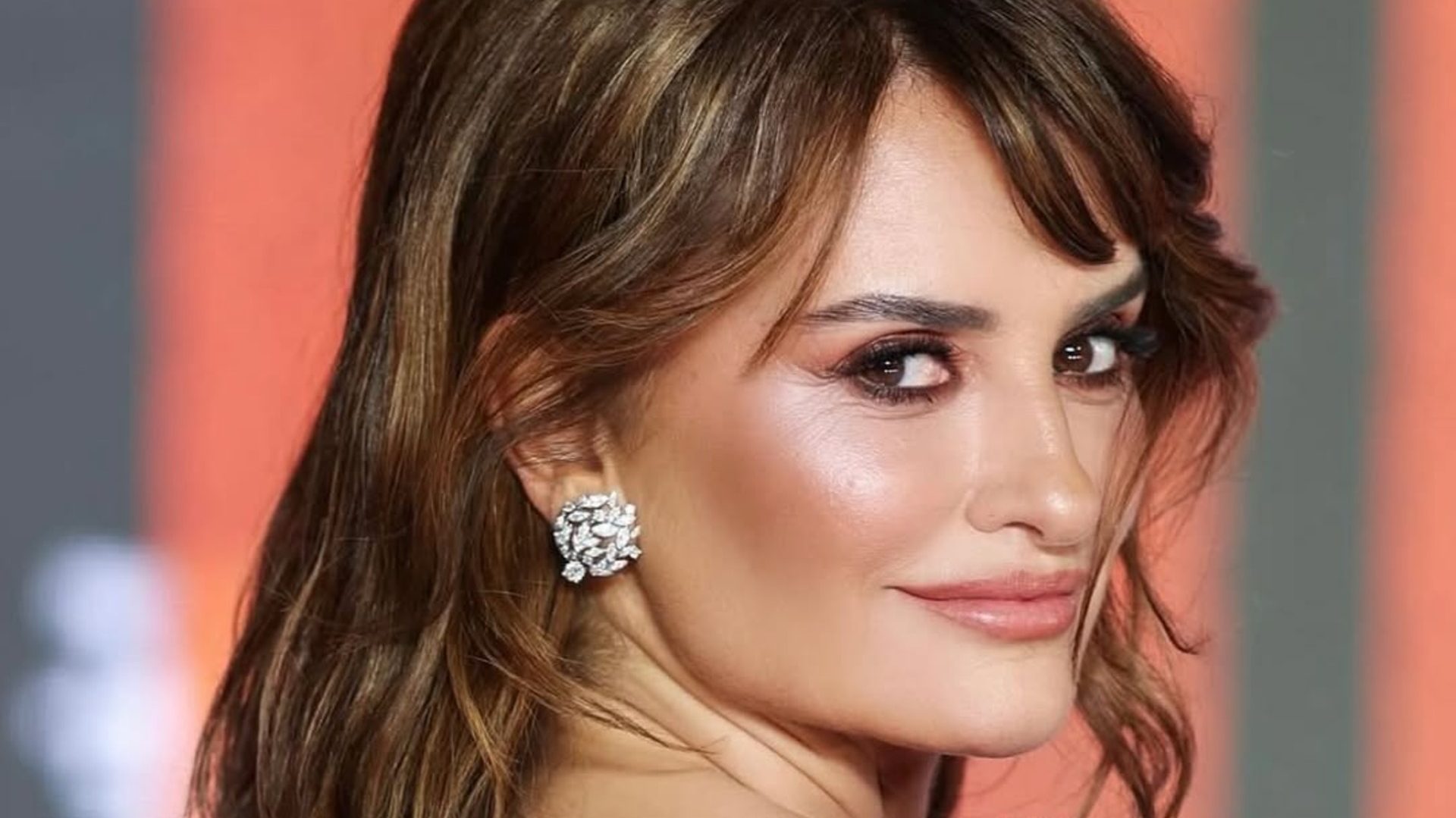 Το νέο καρέ της Penélope Cruz θα σας κάνει να θέλετε να κόψετε τα μαλλιά σας κοντά 1