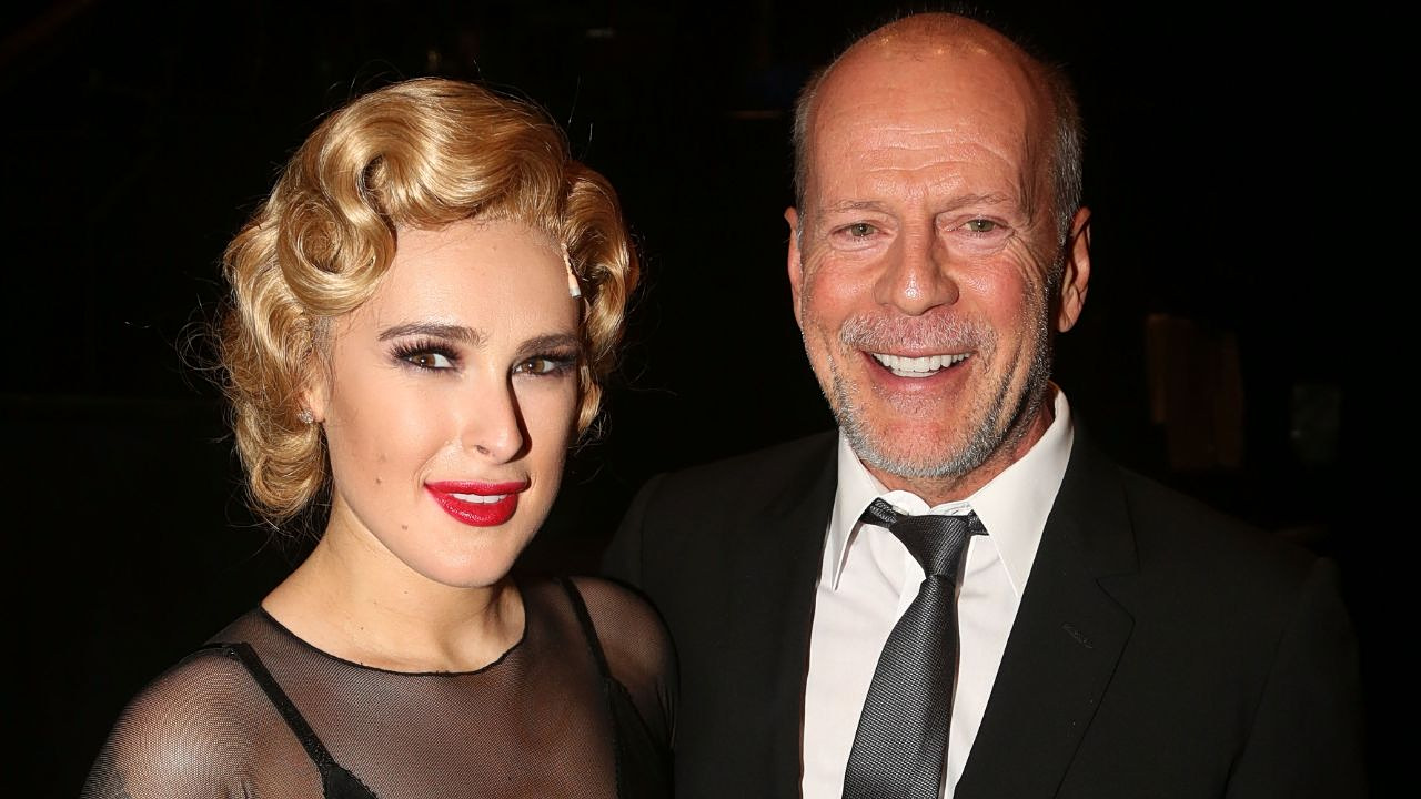 Bruce Willis: Η συγκινητική εξομολόγηση της κόρης του, Rumer- «Δεν είναι πια ο ίδιος, αλλά είναι πιο τρυφερός από ποτέ» 1