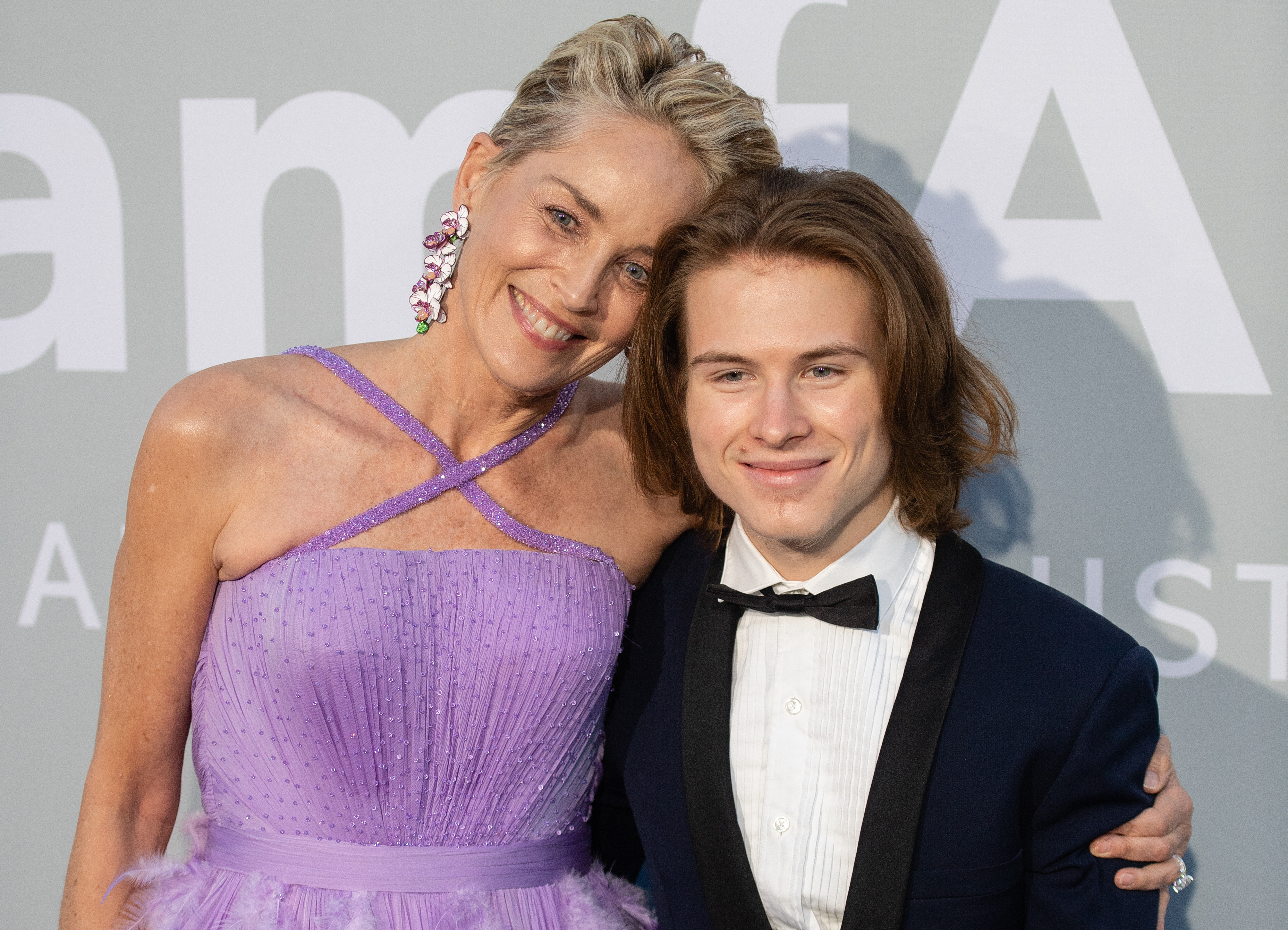 Sharon Stone: Οι σπάνιες φωτογραφίες του γιου της Roan για τα 26α γενέθλιά του 1