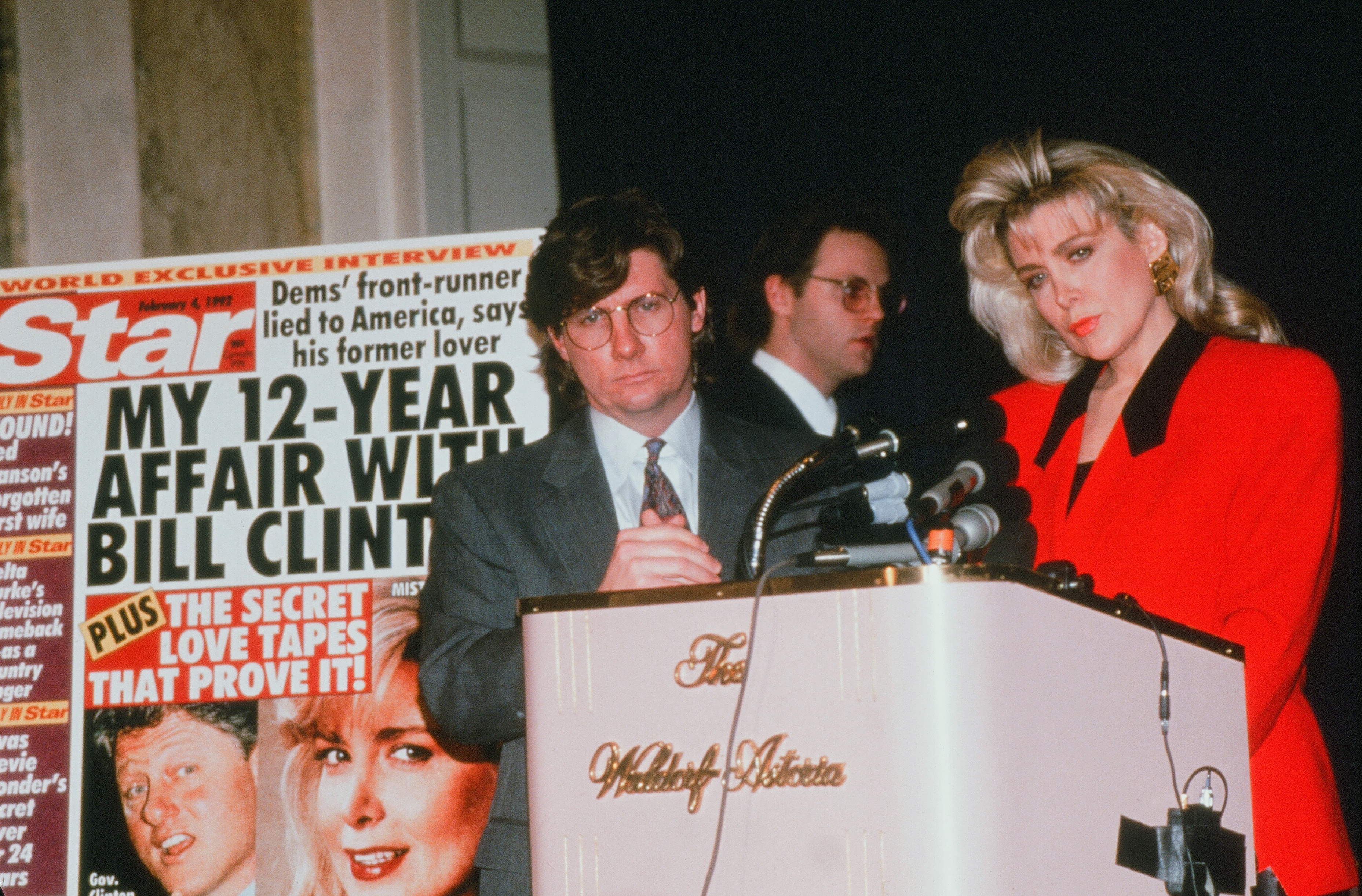 Το πρώτο ερωτικό σκάνδαλο του Bill Clinton δεν ήταν με τη Monica Lewinsky 1