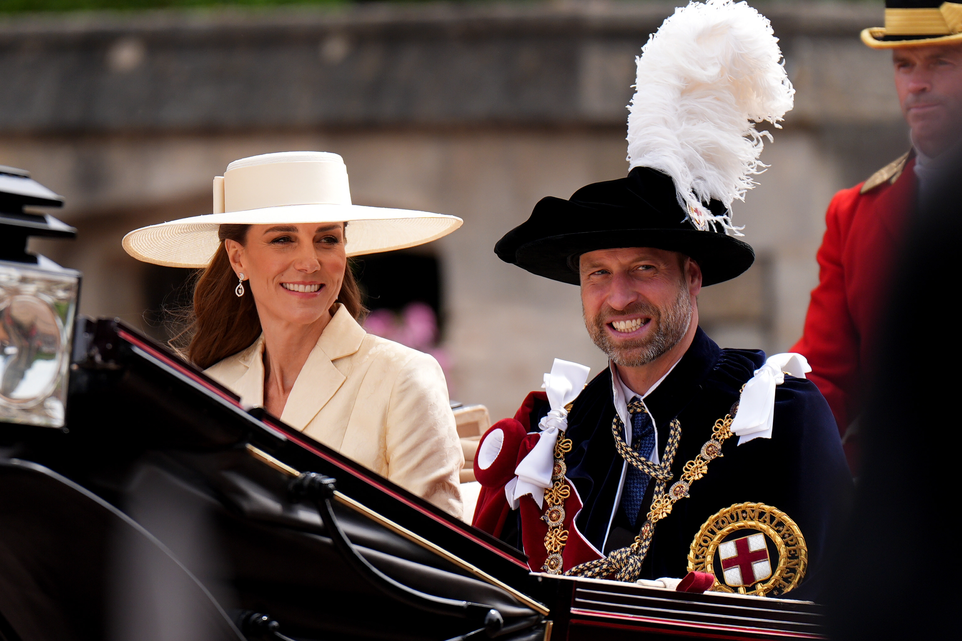 Kate Middleton: Η εμφάνιση που έκλεψε την παράσταση στο Order of the Garter 1