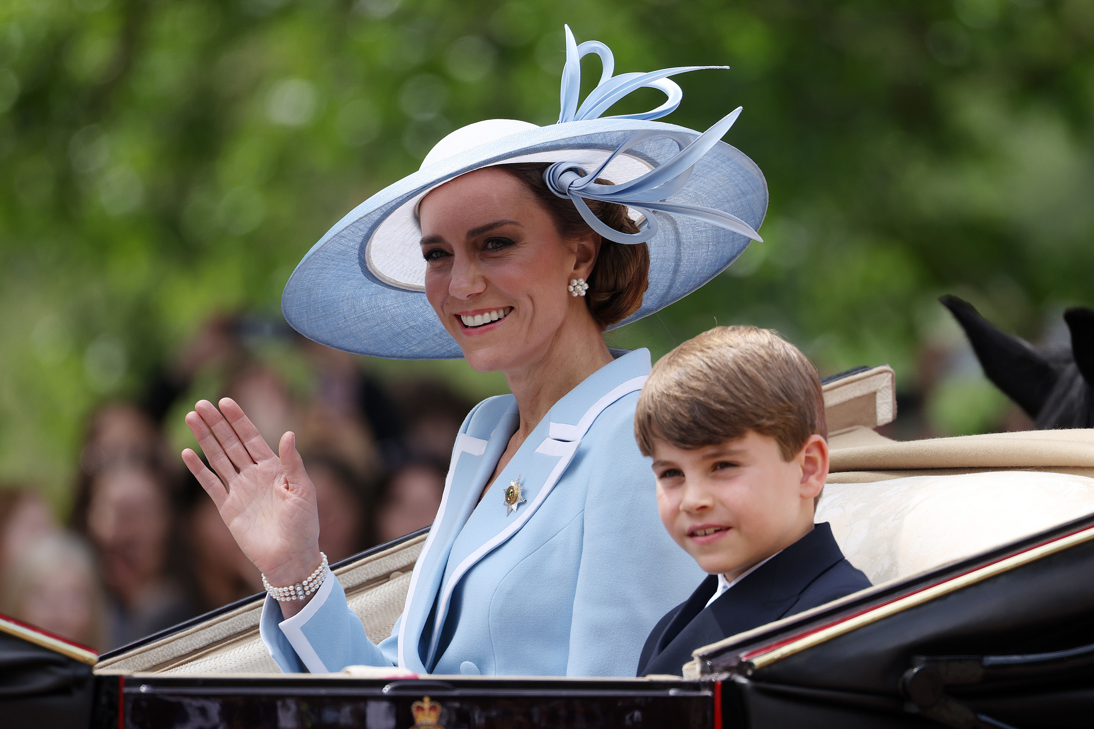 Kate Middleton: Με baby blue look έφτασε στο Trooping the Colour 2026 και κέρδισε τις εντυπώσεις 1