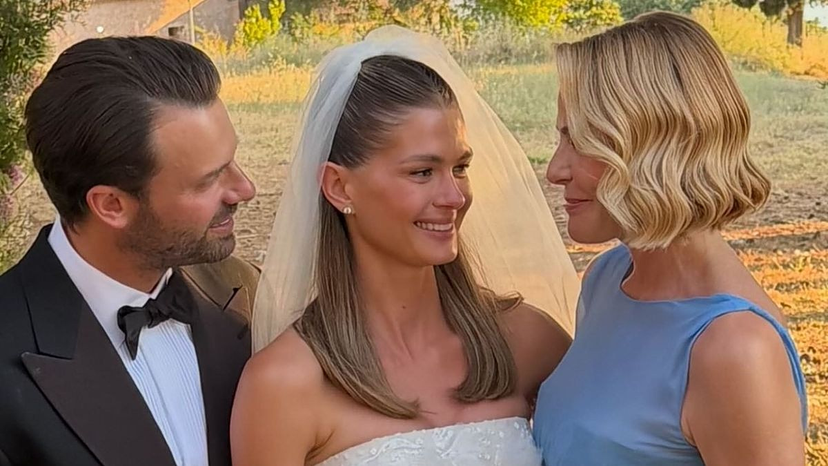 Αμαλία Κωστοπούλου: Το pre- wedding look και το ρομαντικό νυφικό της