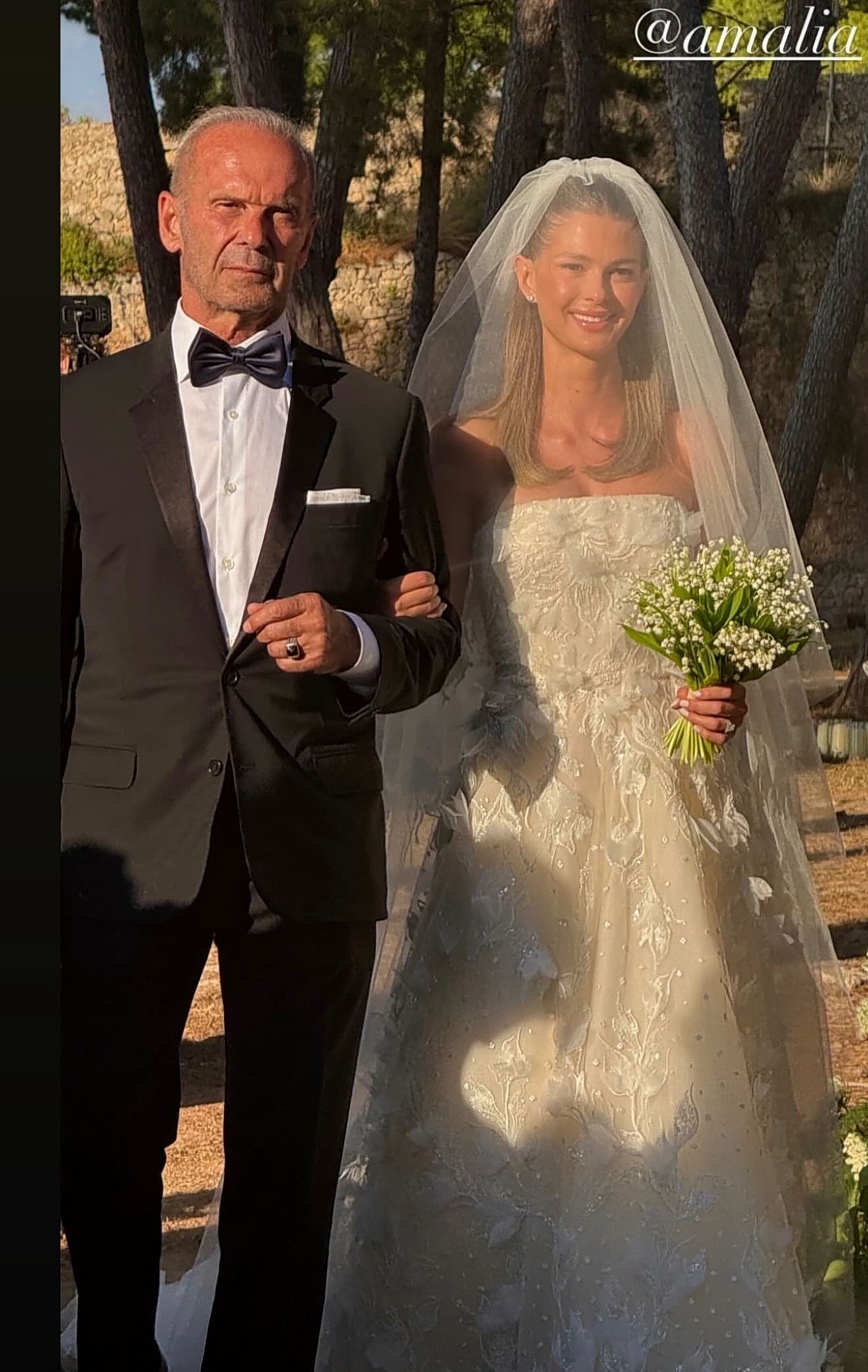 Αμαλία Κωστοπούλου: Το pre- wedding look και το ρομαντικό νυφικό της 2