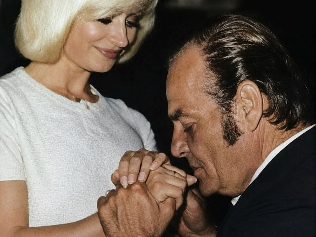 A Far L’Amore Comincia Tu: Ο Λάμπρος Κωνσταντάρας με τη Ραφαέλα Καρά στα μέσα της δεκαετίας του ’70 1