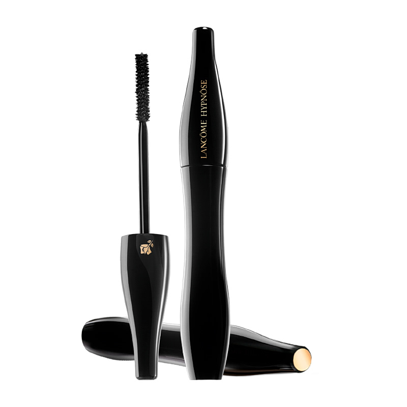 4 mascara που χαρίζουν πληθωρικό όγκο με ένα πέρασμα 4