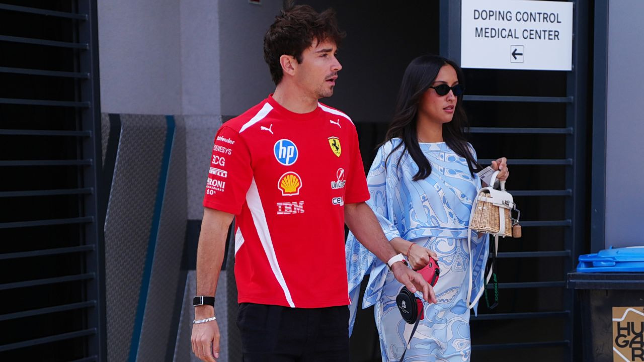 Ο Charles Leclerc και η Alexandra Leclerc περιμένουν το πρώτο τους παιδί – Η εμφάνιση που επιβεβαίωσε τα ευχάριστα νέα 1