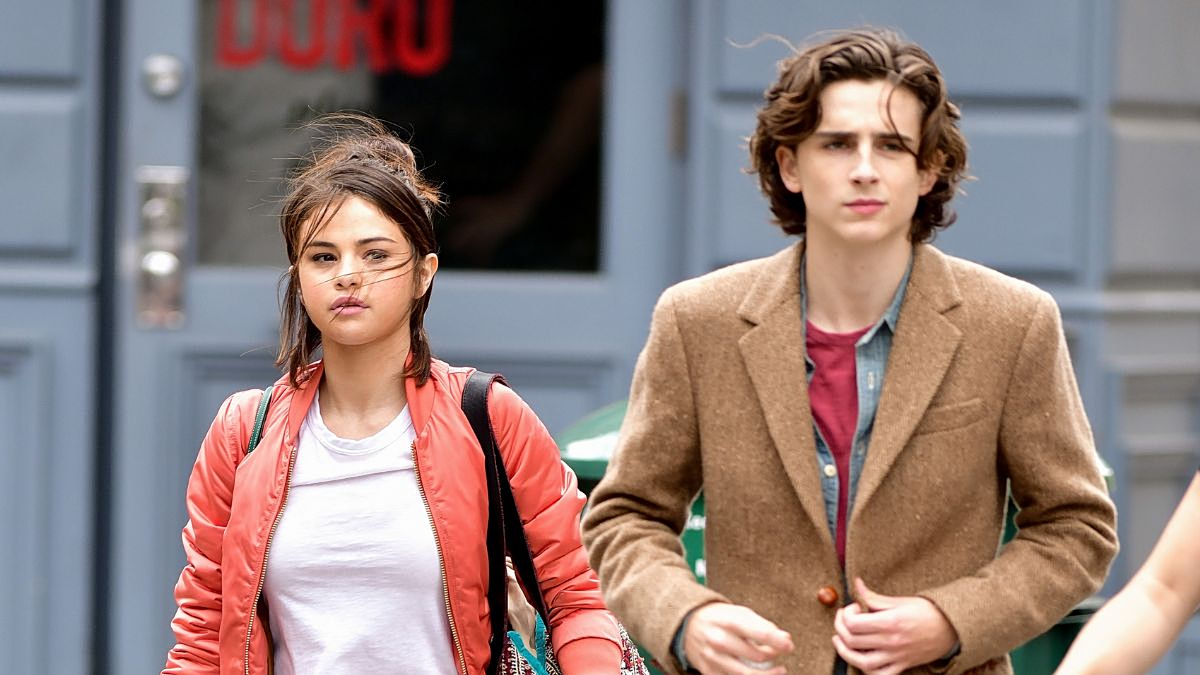 Το πρώτο teaser του «Not Alone» φέρνει μαζί τον Timothée Chalamet και τη Selena Gomez 1