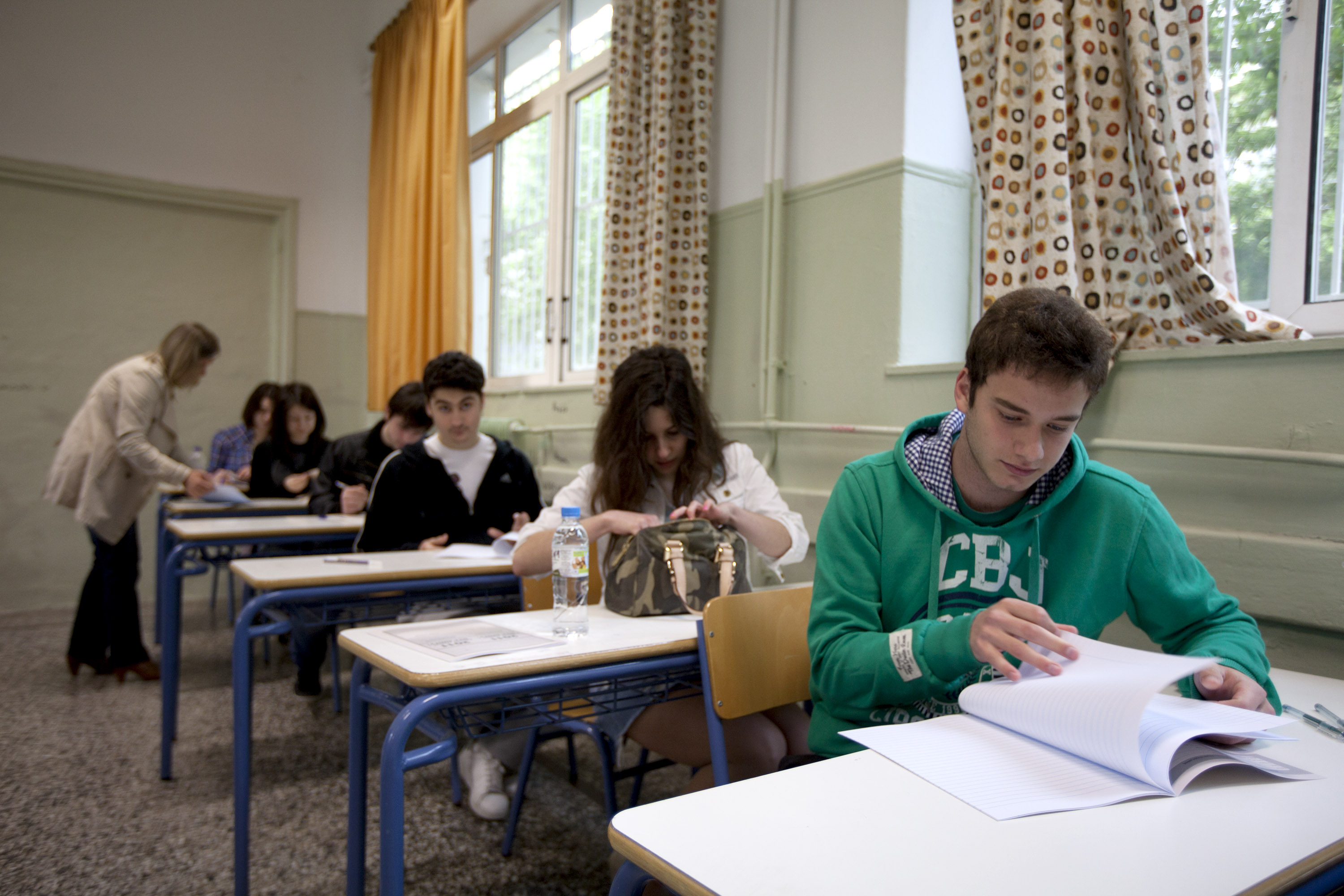 Πανελλαδικές: Δεκαοχτώ μαθητές έλαβαν απαντήσεις με SMS