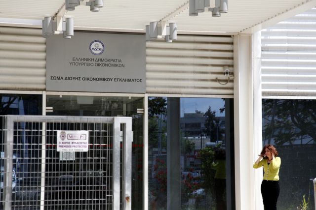 Στέλεχος του ΣΔΟΕ: «Στην Ελλάδα όλοι φοροδιαφεύγουν»
