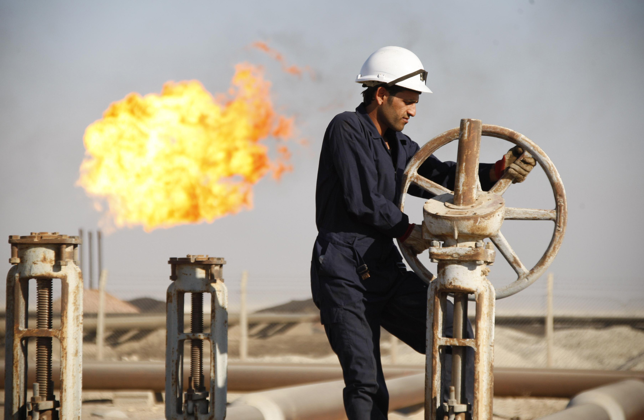 Σύγχυση για τη διακοπή εισαγωγών ιρανικού πετρελαίου στην Ελλάδα