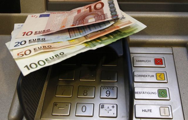 Το Δημόσιο μπορεί να κάνει κατασχέσεις για χρέη άνω των 300 ευρώ