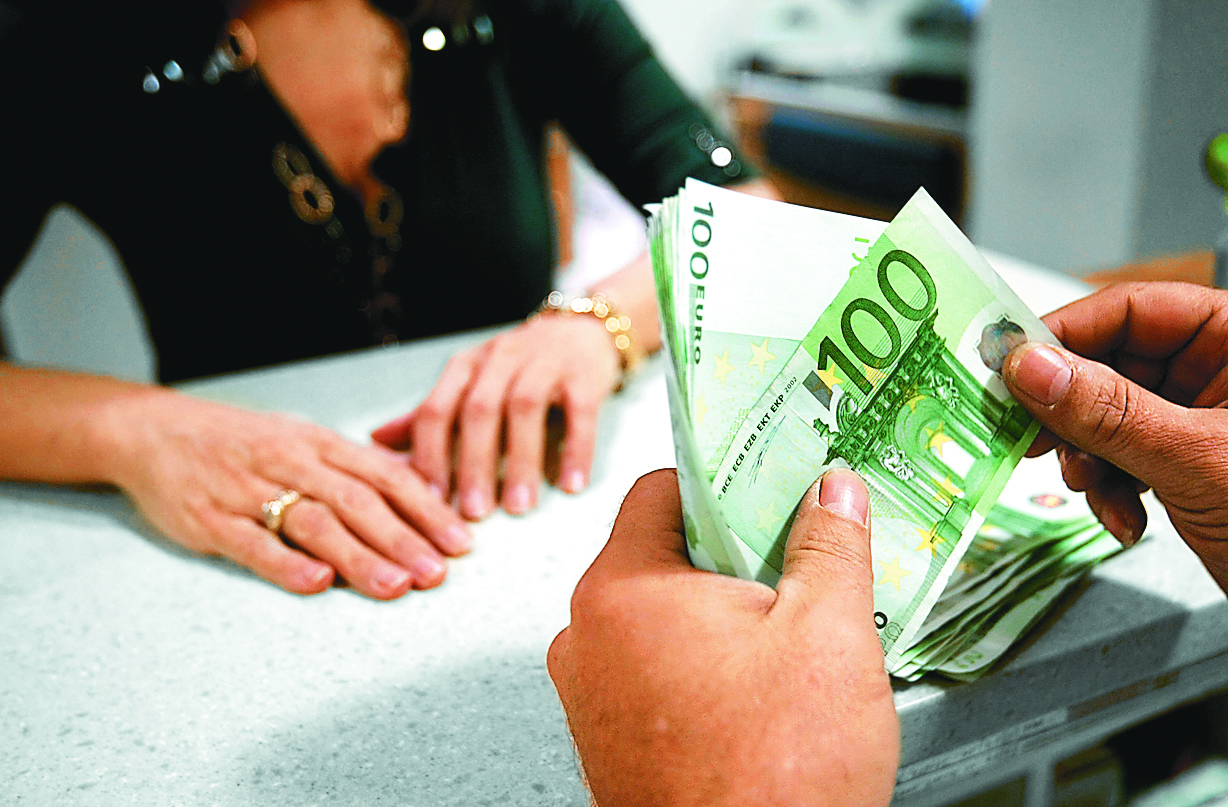 Τράπεζα της Ελλάδος: Στα 0,672 ευρώ το μέρισμα για το 2012 | tovima.gr