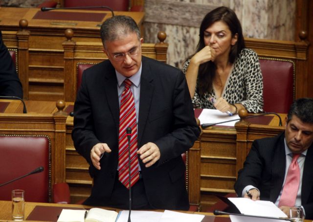 Μείωση φόρων στις μεταβιβάσεις ακινήτων εξετάζει η κυβέρνηση