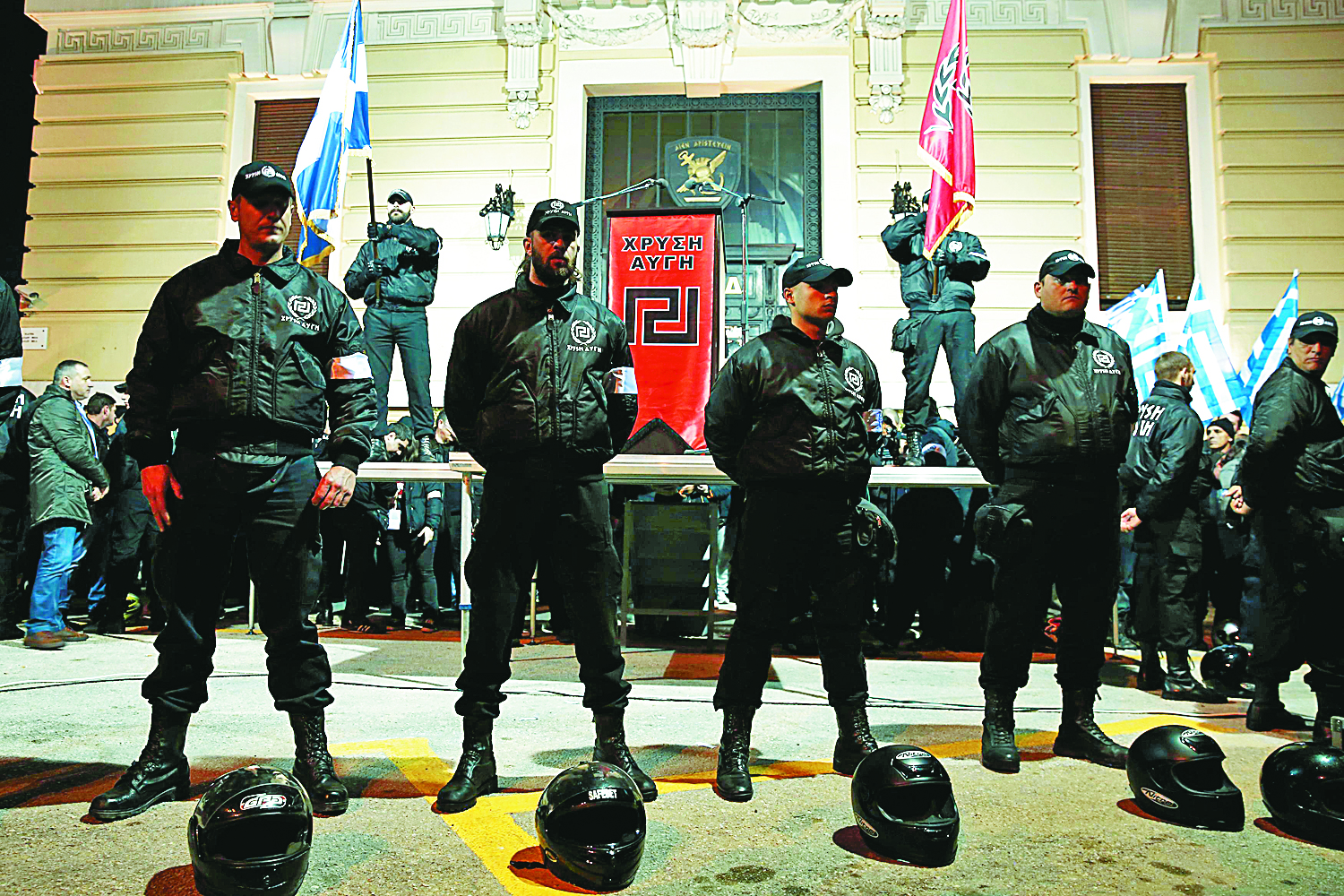 Επίθεση τραμπούκων της Χρυσής Αυγής σε μέλη του ΚΚΕ στο Πέραμα – Προσαγωγές 26 υπόπτων