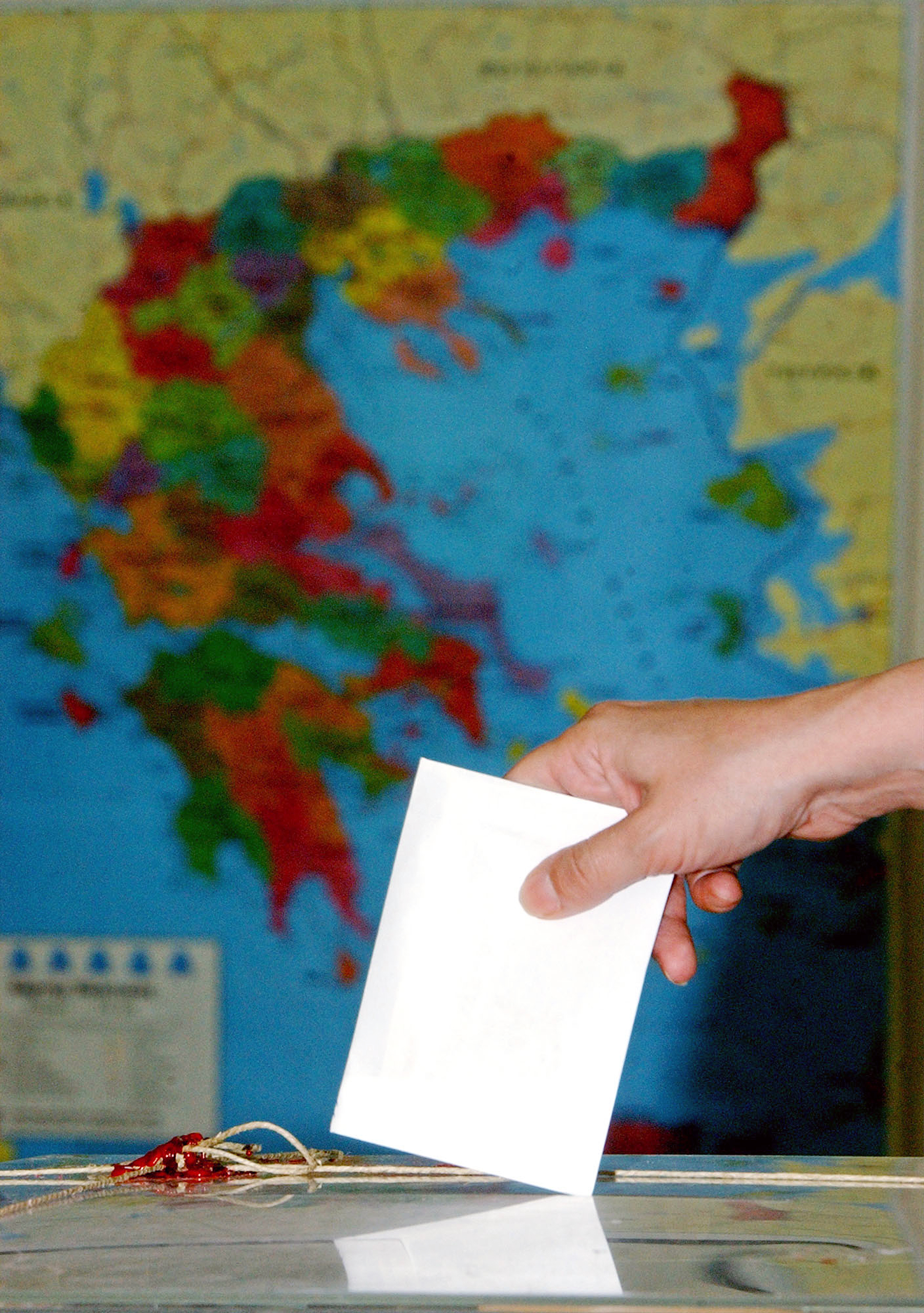 Μέχρι το τέλος του έτους η αλλαγή εκλογικού νόμου στην αυτοδιοίκηση