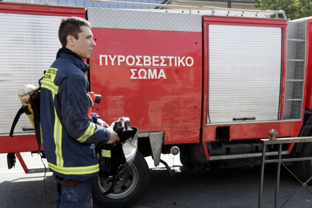 Grandmother and grandchild saved from burning building in Thessaloniki