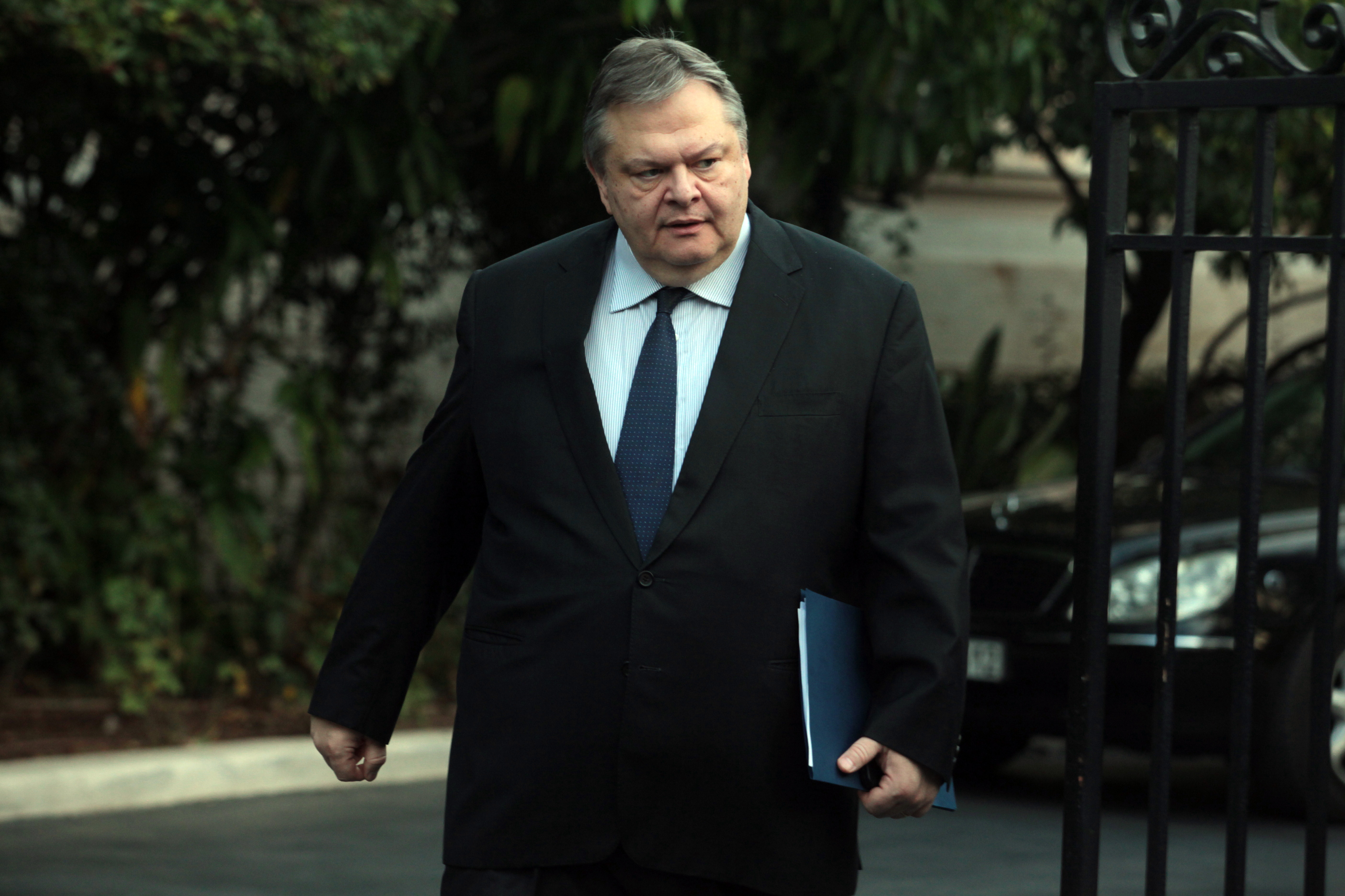 Σκληρή γραμμή Βενιζέλου κατά διαφωνούντων σε προσπάθεια ανασυγκρότησης της παράταξης