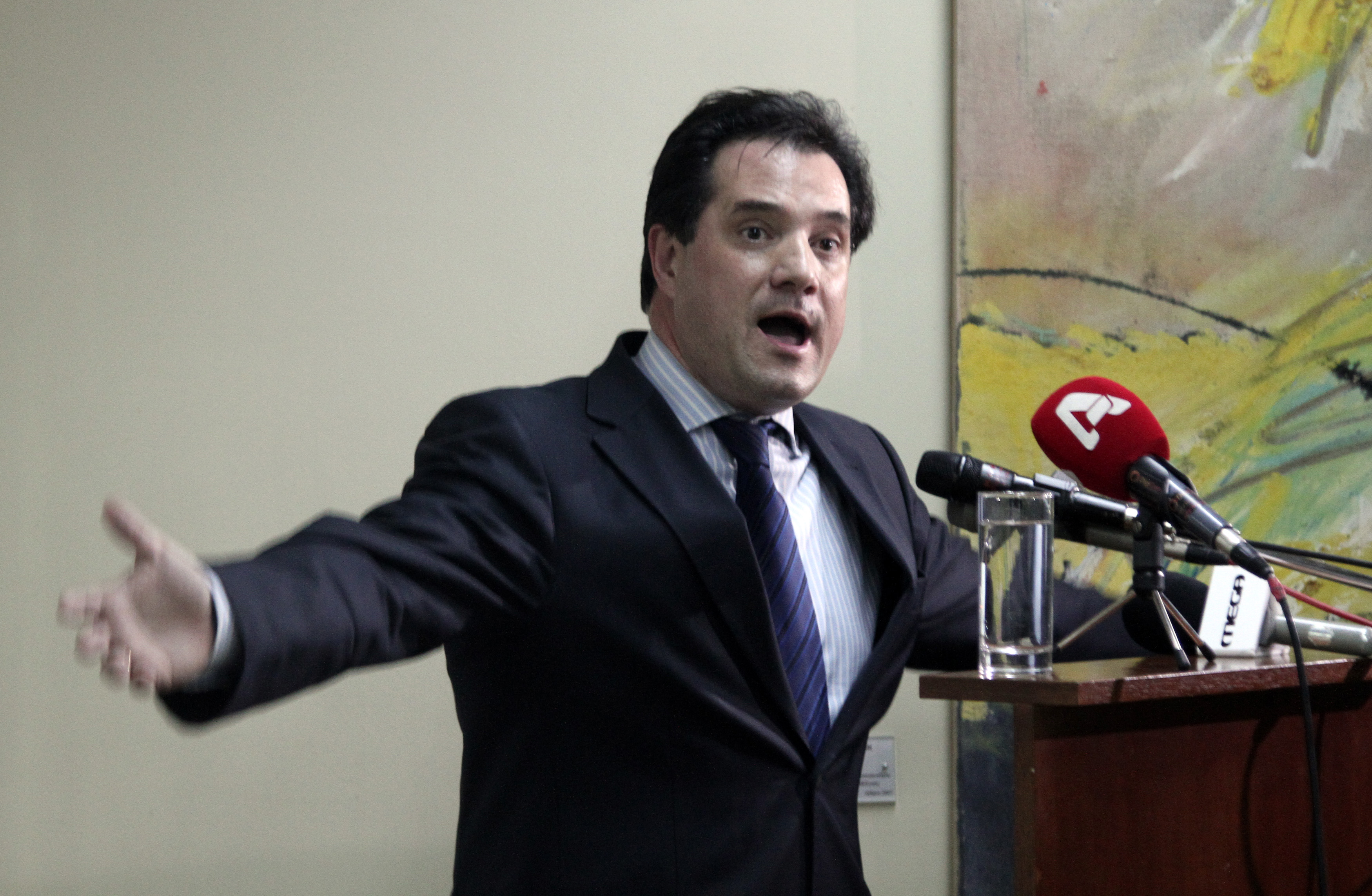 Βουλή: Καυγάς Γεωργιάδη – ΟΕΝΓΕ για την πρωτοβάθμια περίθαλψη