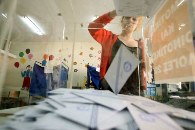 Public Issue poll shows ND-SYRIZA tied, River firmly in third place