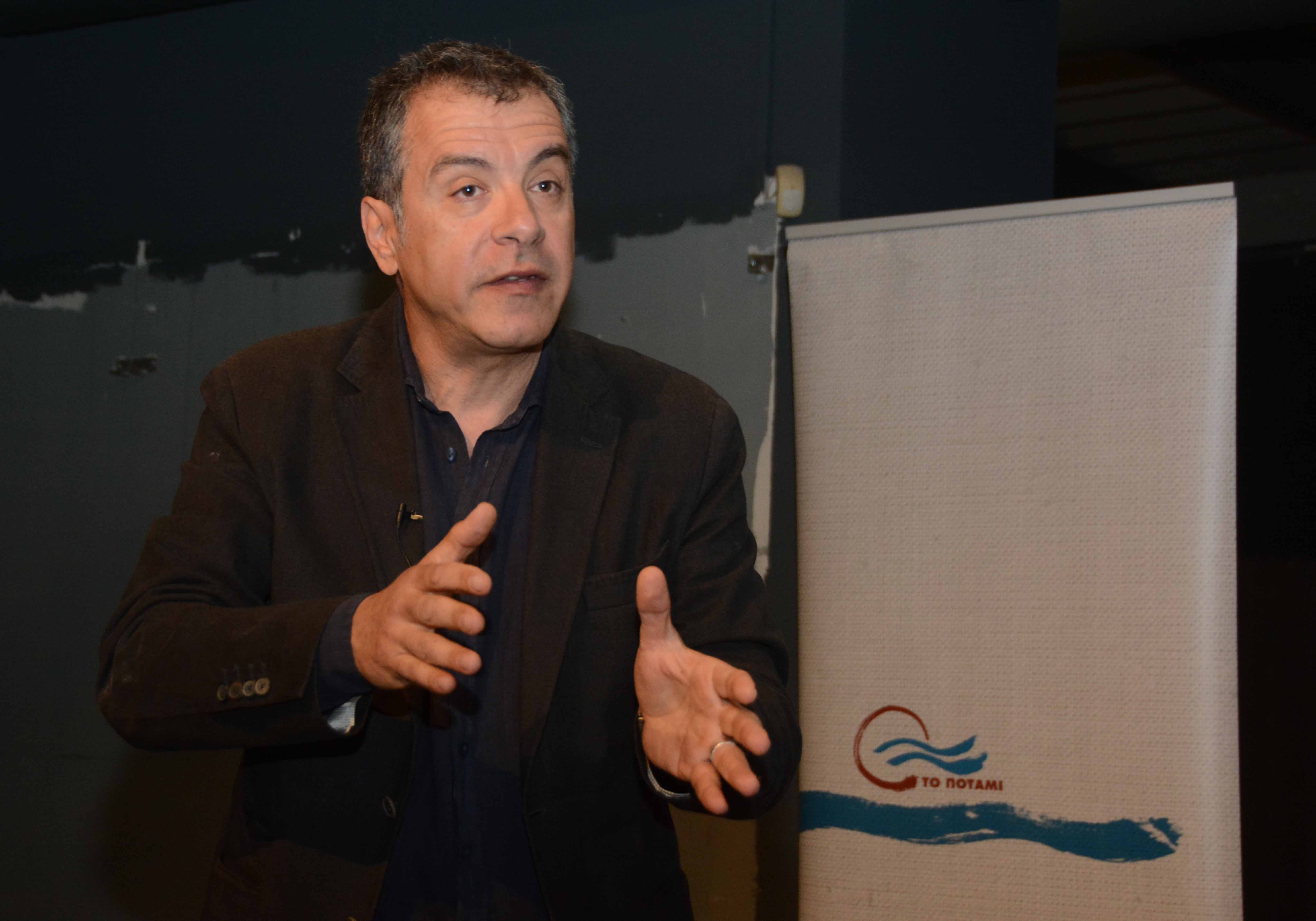 Σταύρος Θεοδωράκης σε Κρεμαστινό για το «πόθεν έσχες» του «Ποταμιού»