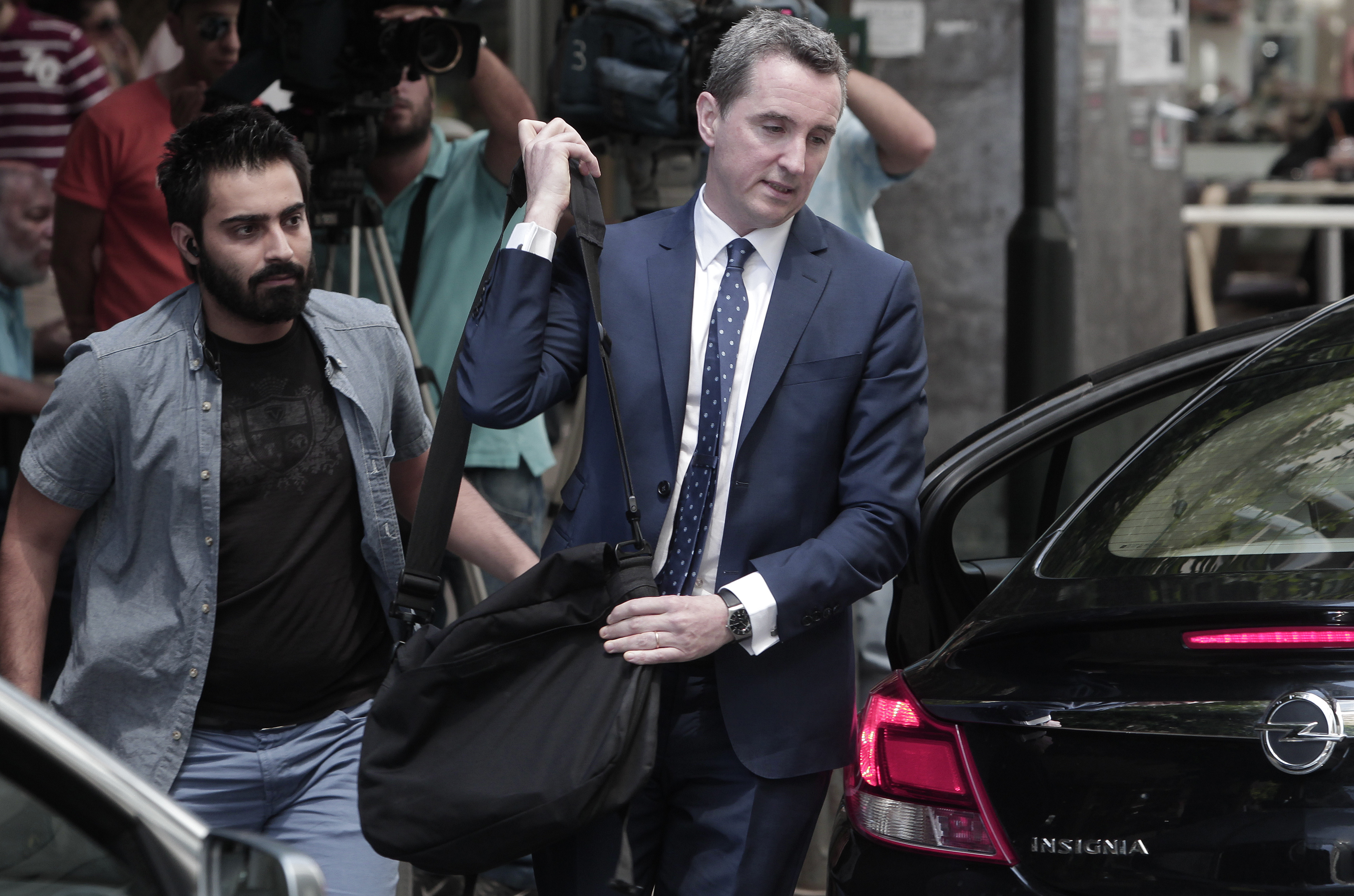 Για «κόκκινα» δάνεια και ασφαλιστικό ζητά απαντήσεις η τρόικα