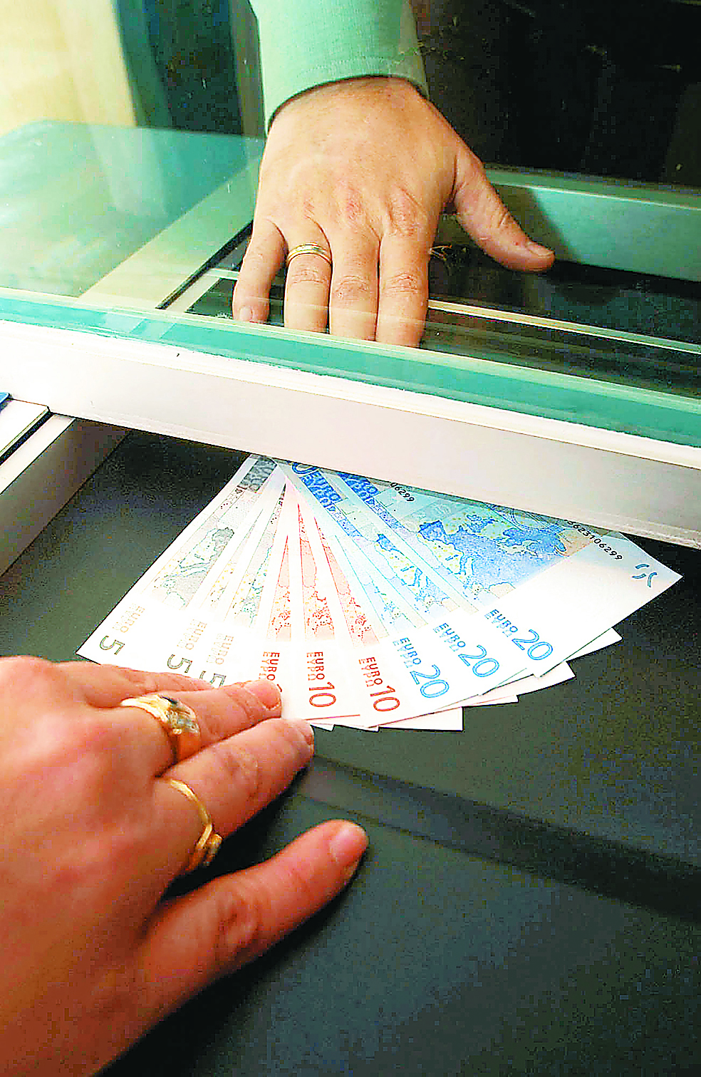 Nέα εφαρμογή στο ΤΑΧΙS για τη δήλωση ακατάσχετου λογαριασμού